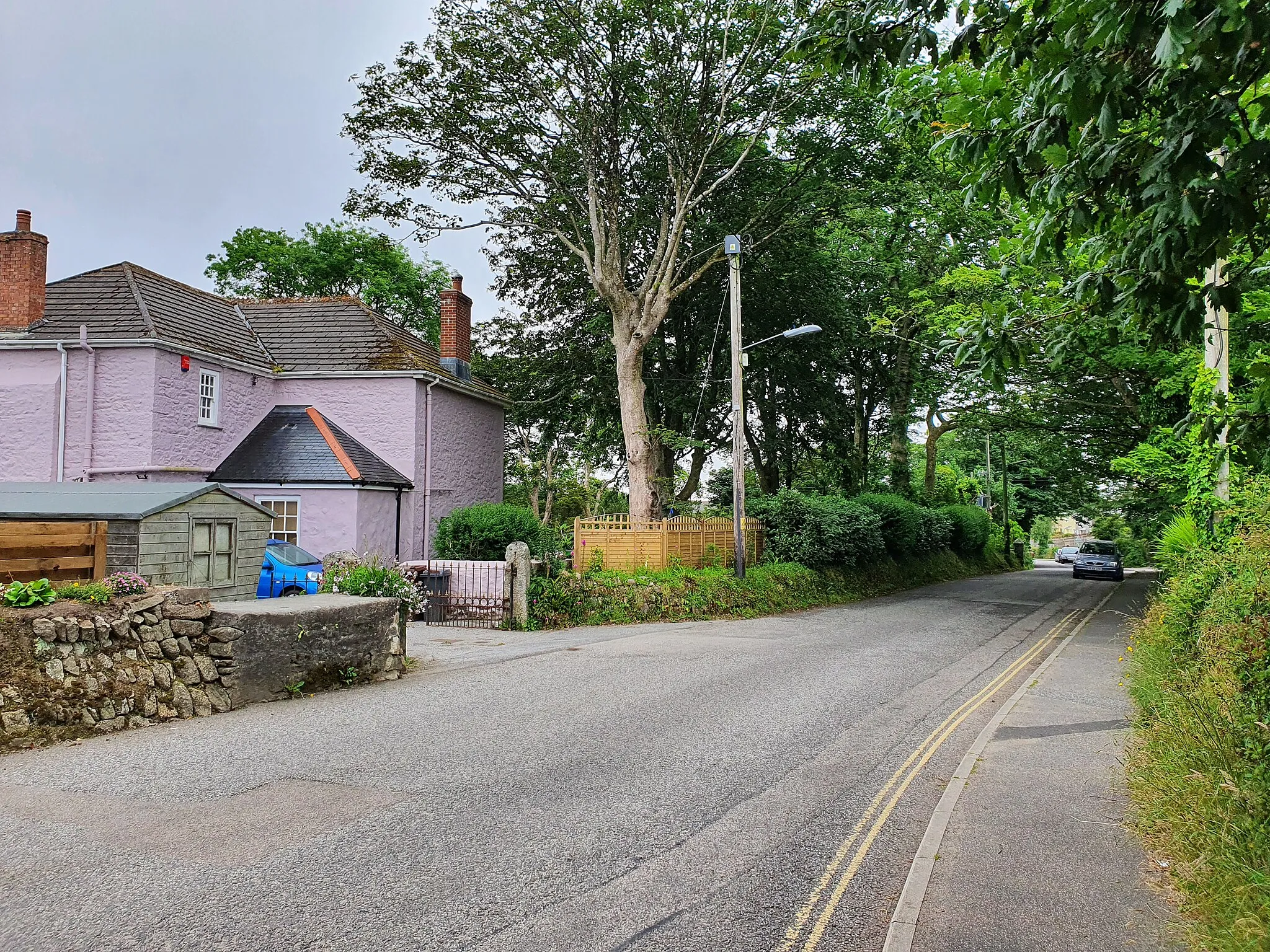 Photo showing: Crewenna Road into Praze-an-Beeble, Cornwall in July 2021
