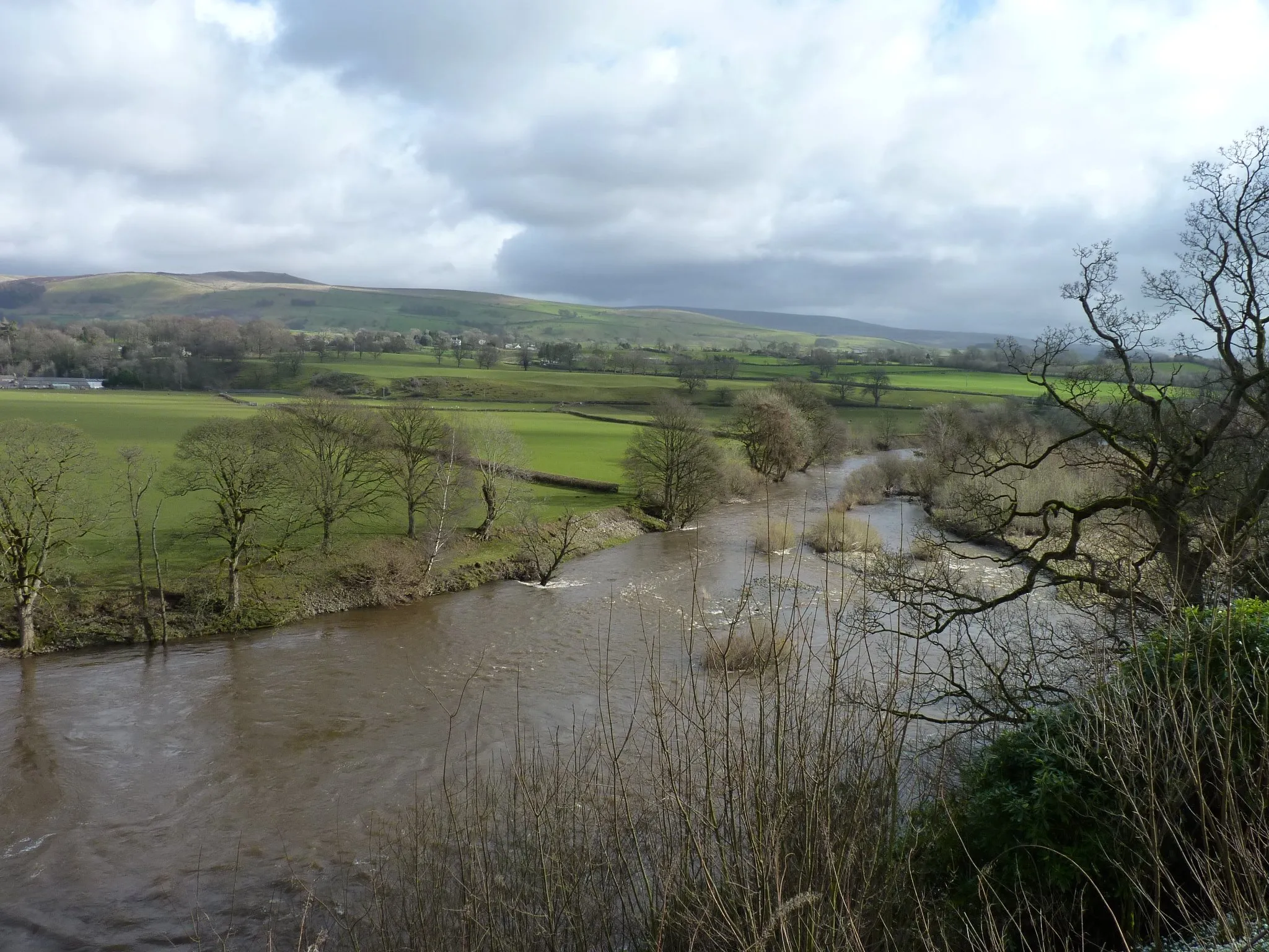Photo showing: River Lune at the Island