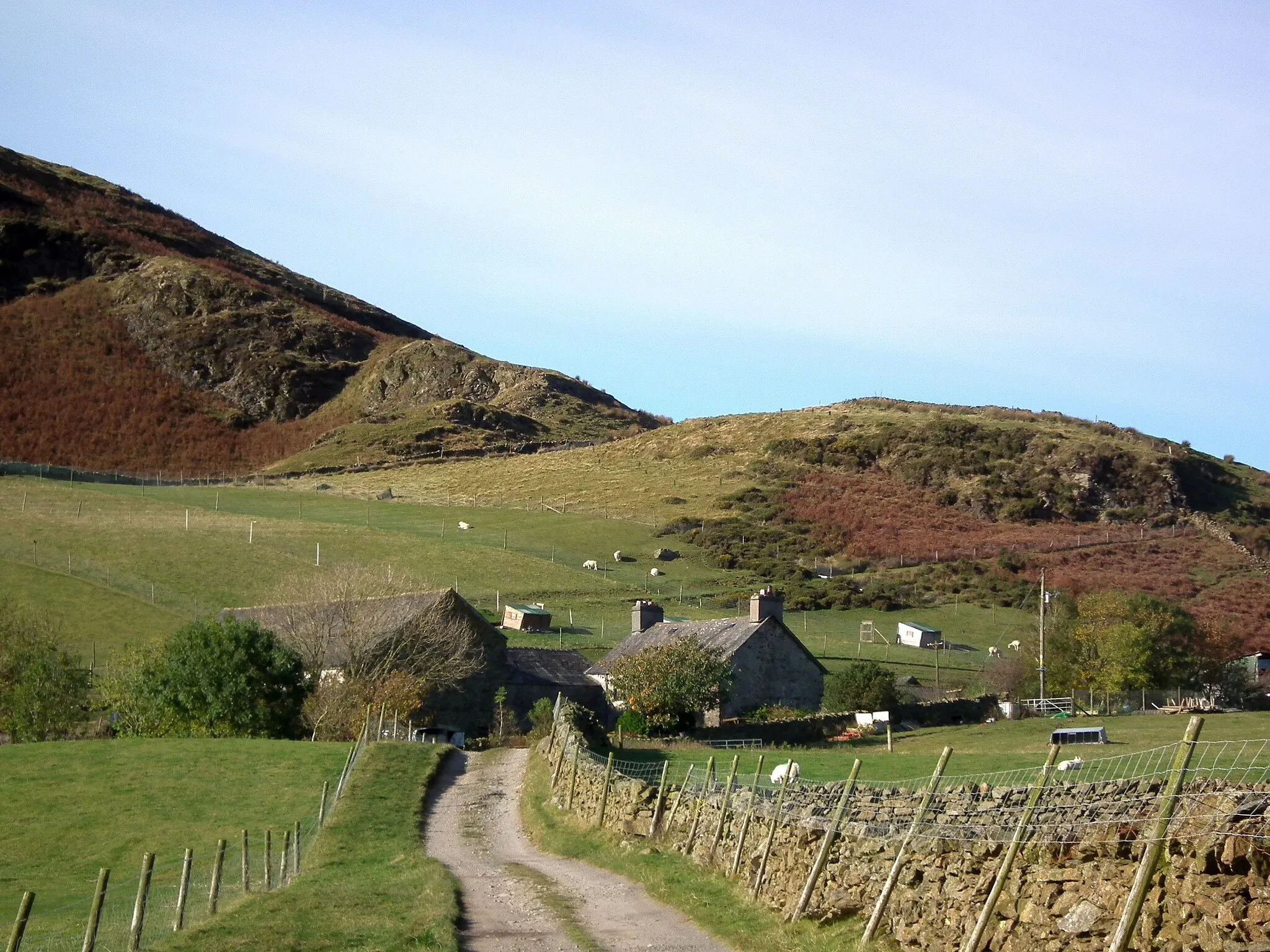 Photo showing: Farm and outbuildings at Swinside