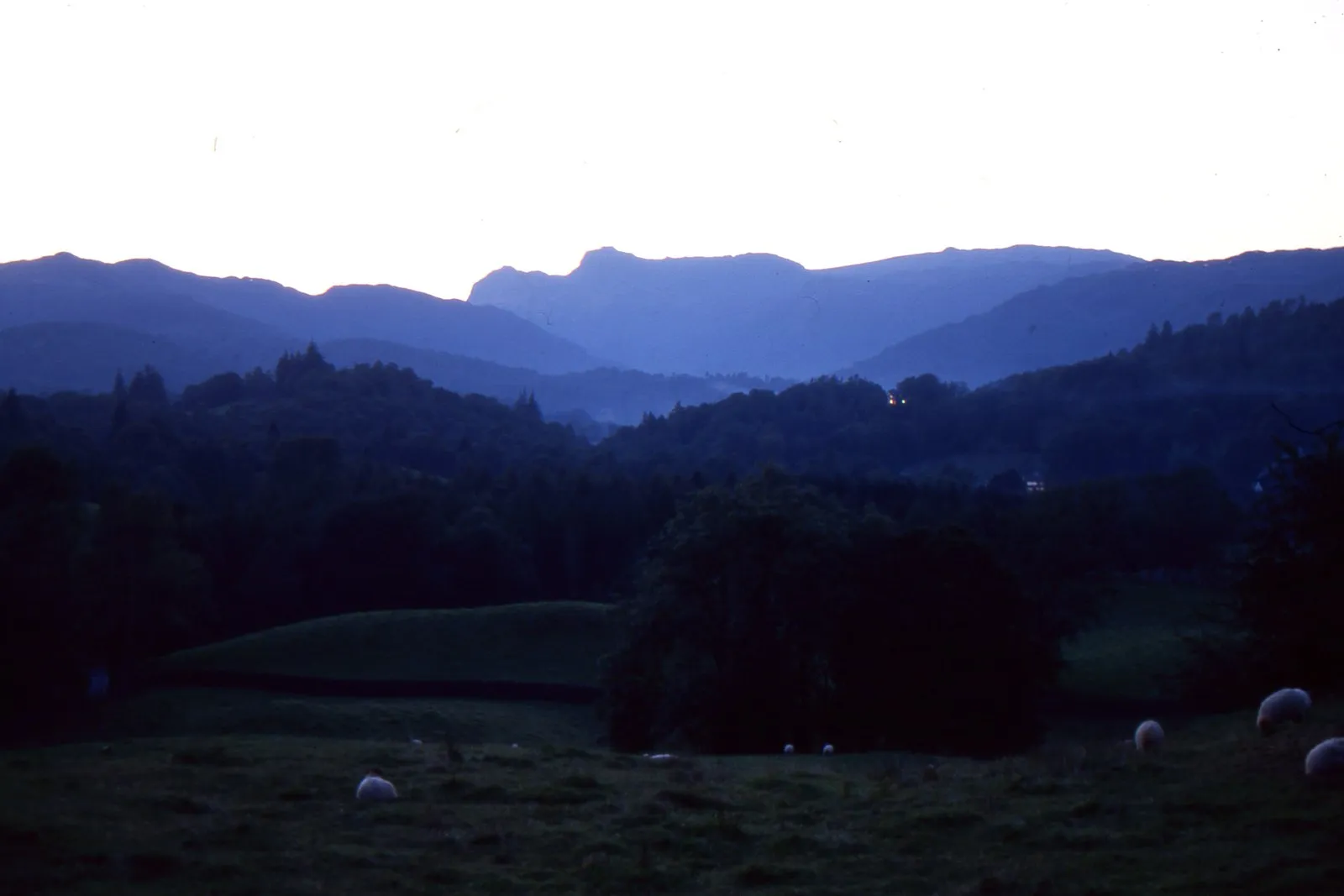 Photo showing: Langdale Pikes from Skelwith Fold, sunset