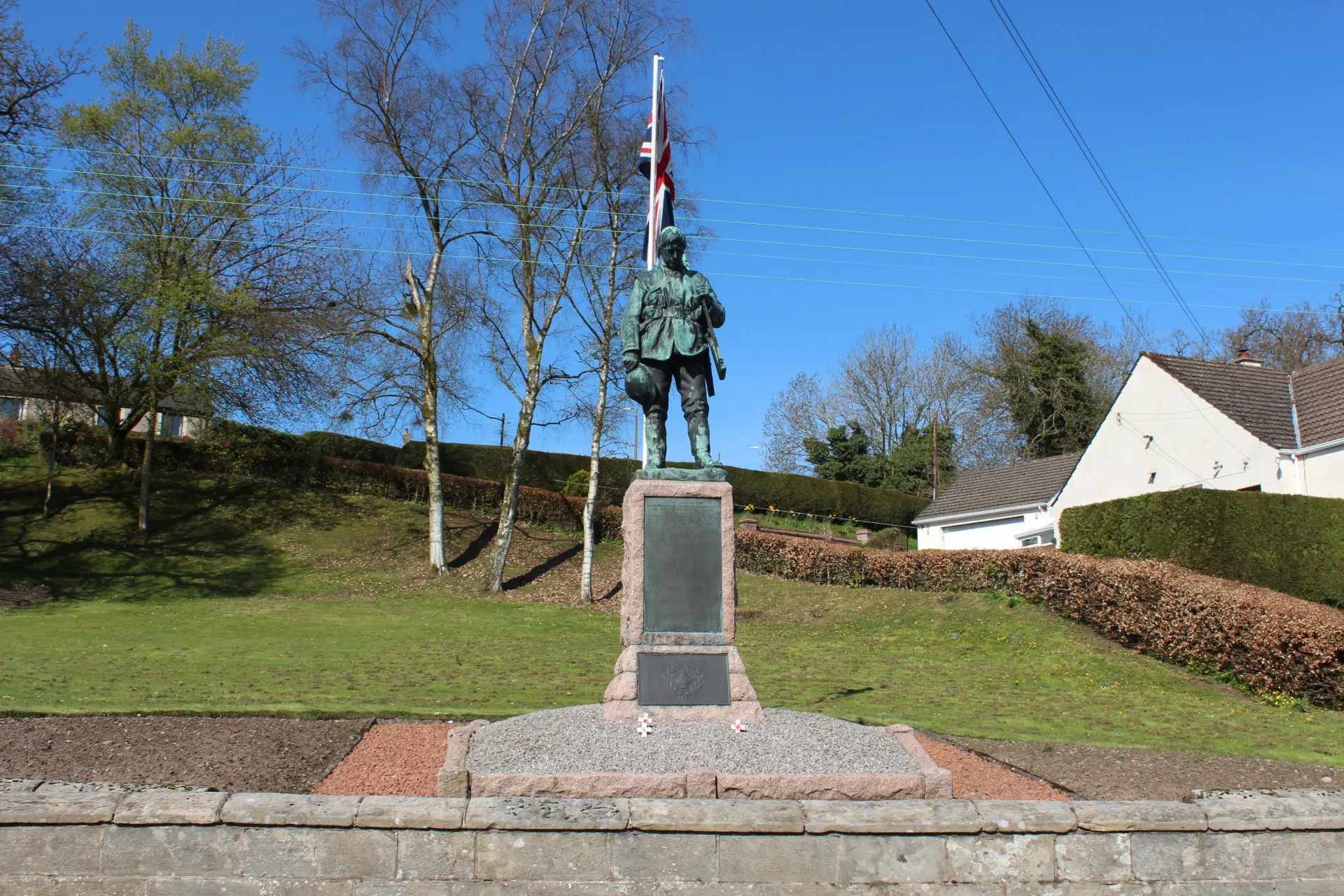 Photo showing: War Memorial, Canonbie