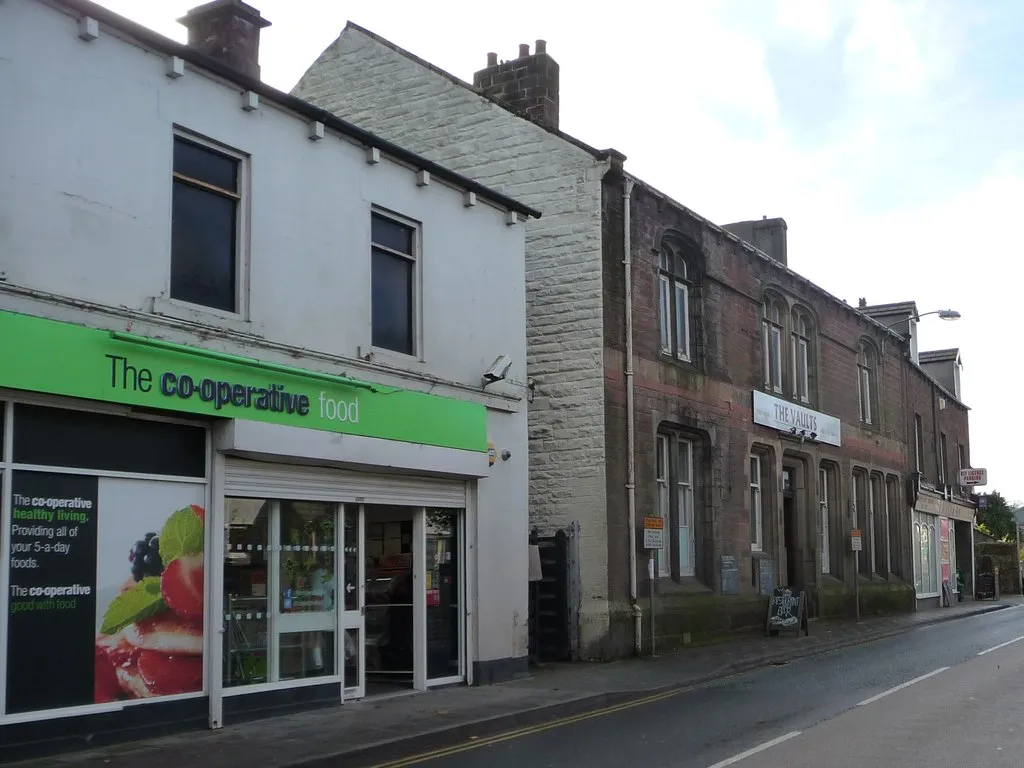 Photo showing: The Vaults, King Street, Aspatria