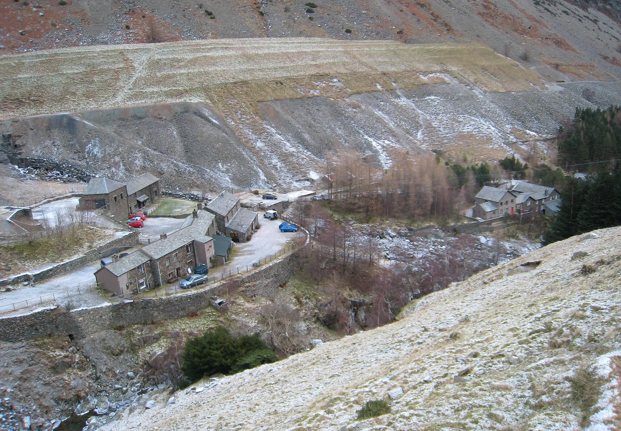 Photo showing: Greenside, from the south. This was the bottom of the mine complex. The building on the right is now Helvellyn youth hostel.