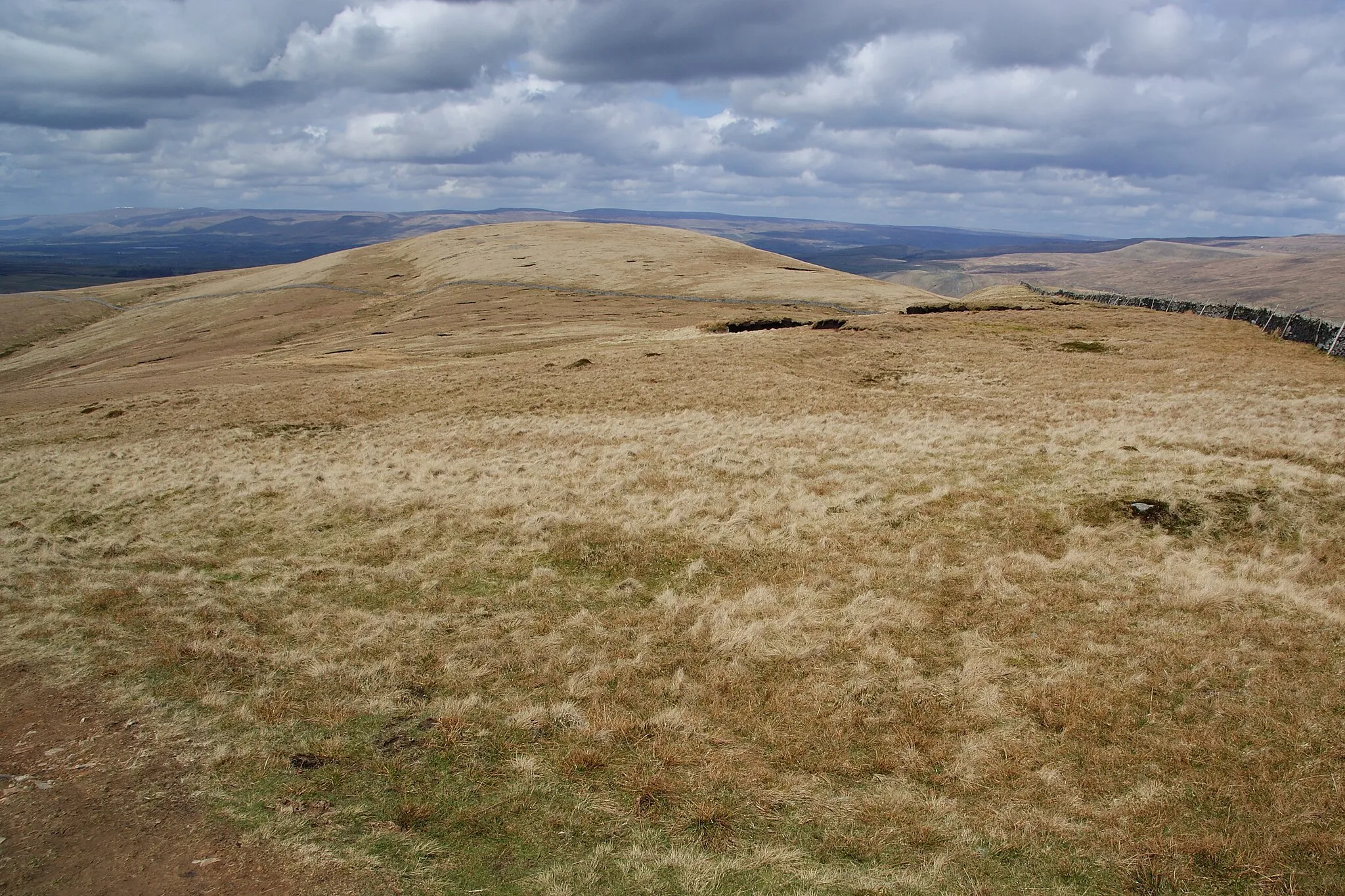 Photo showing: Little Fell from High Dolphinsty