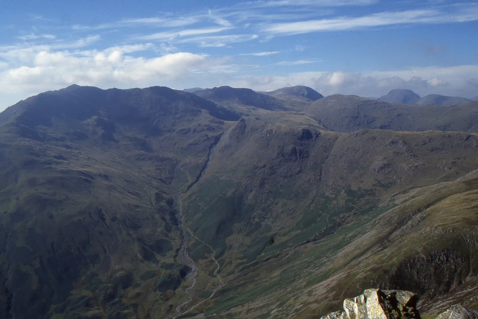 Photo showing: Looking West from Pike of Stickle: the head of Mickleden