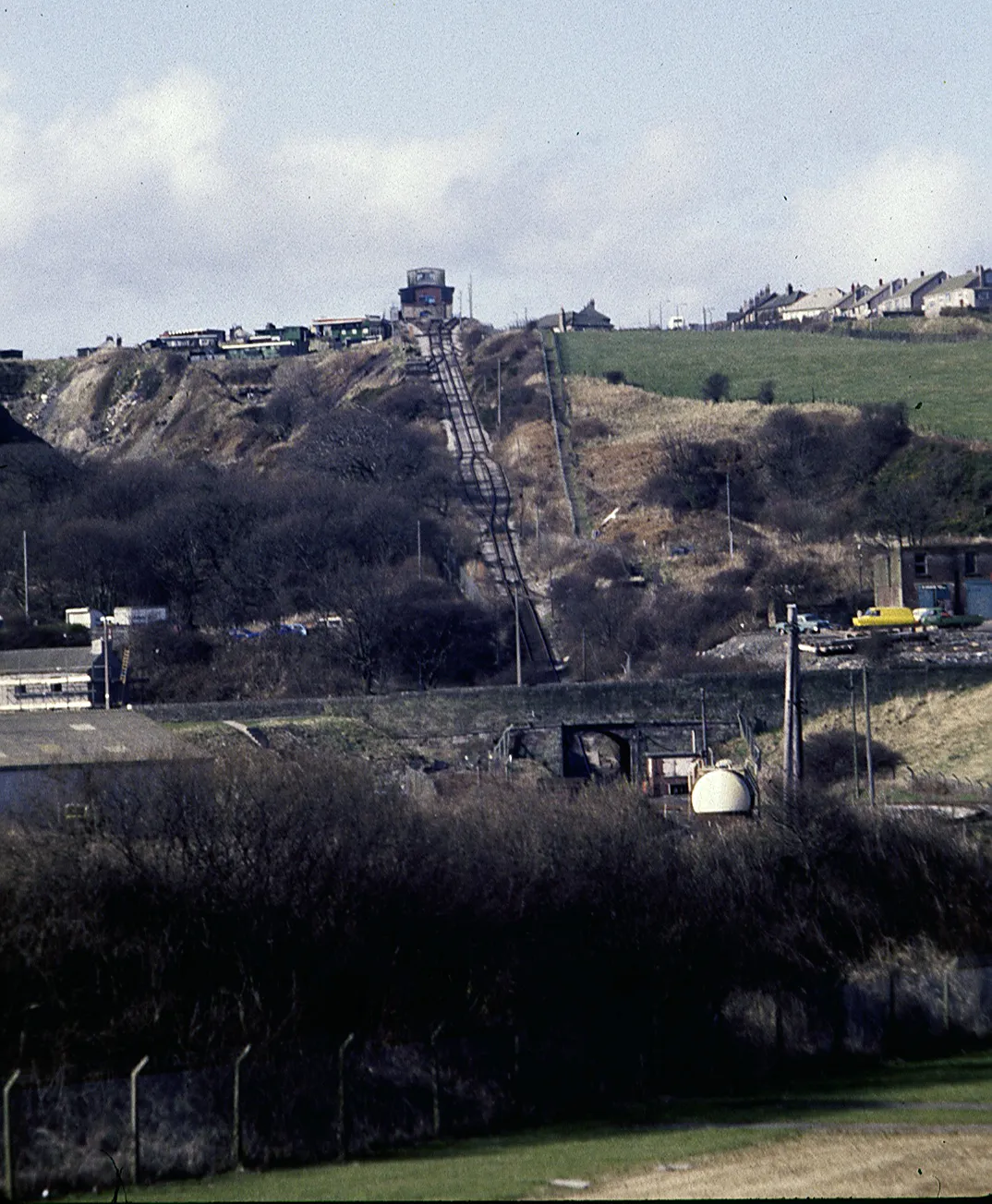 Photo showing: Corkickle Rope Incline Wagon Hoist