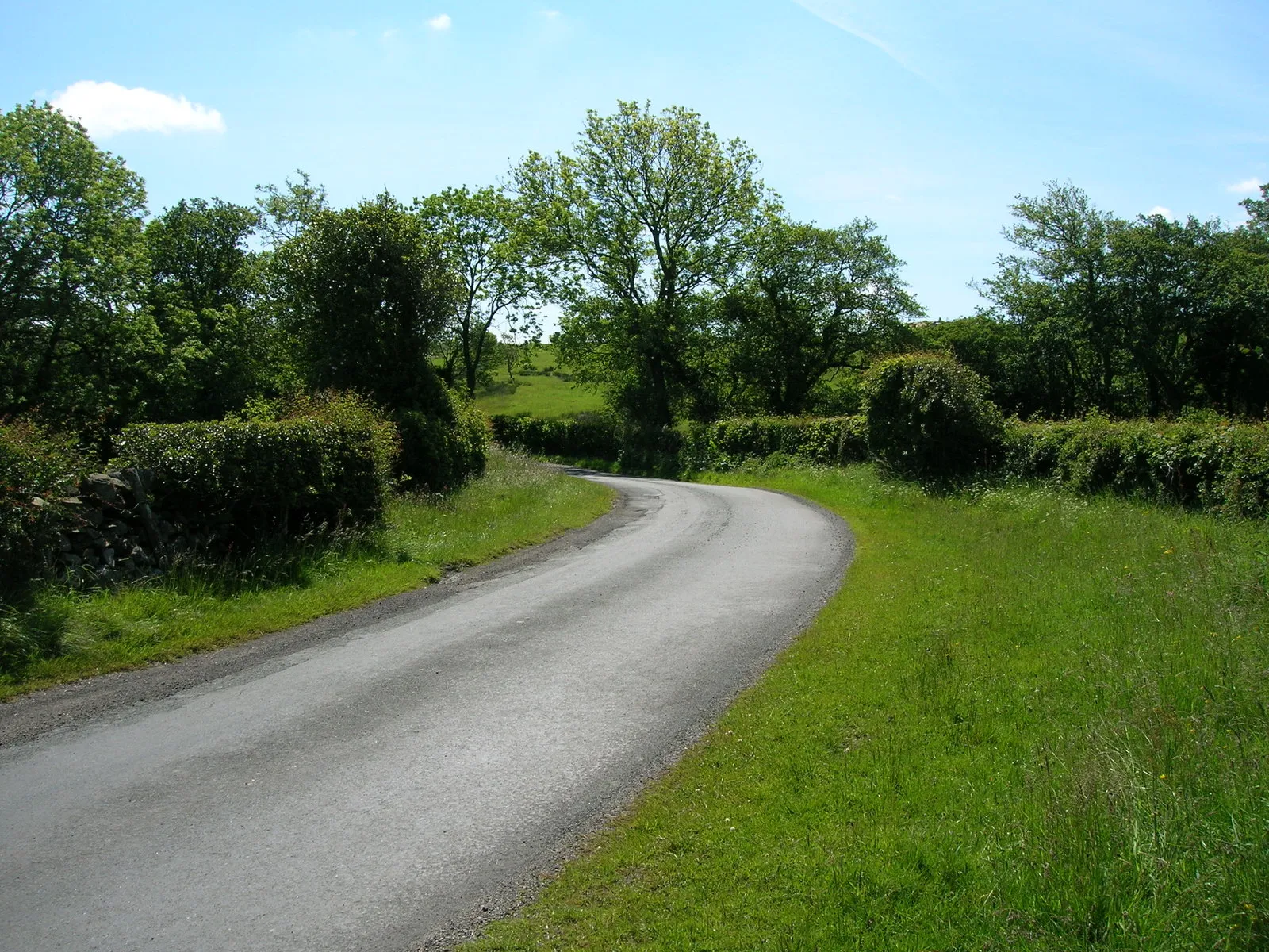 Photo showing: Hollin lane towards Keasden