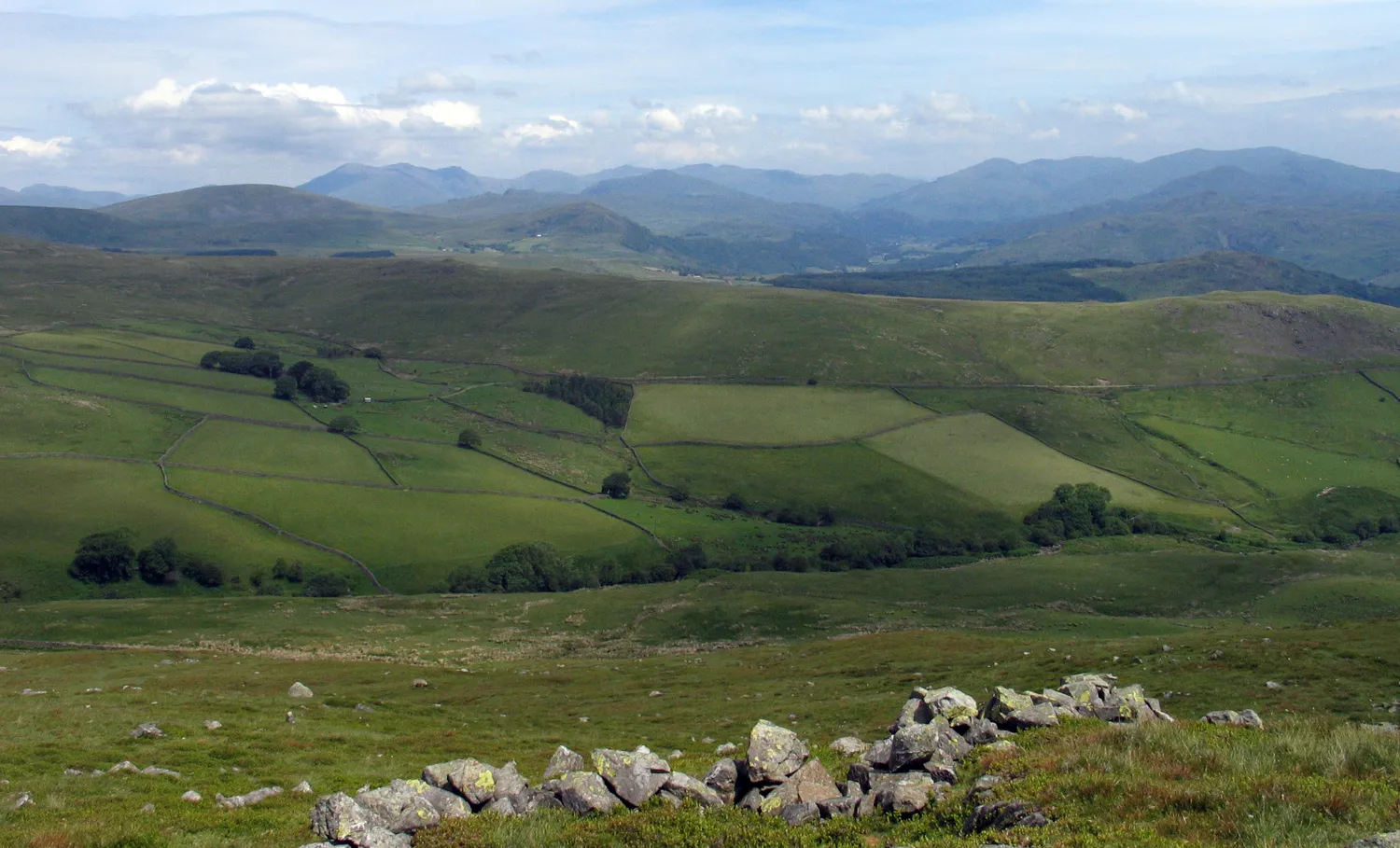 Photo showing: Slopes north from Raven Crag