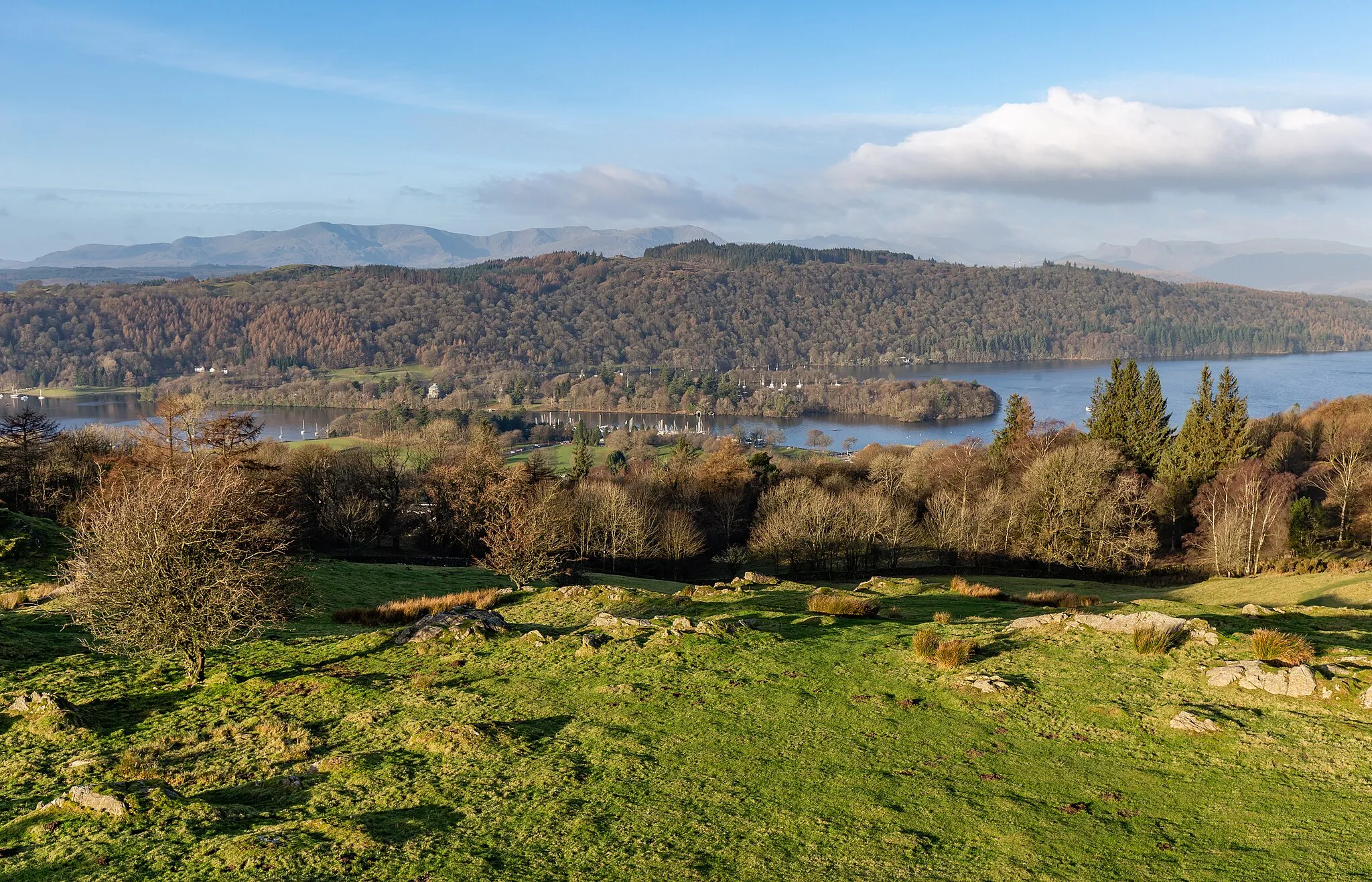 Photo showing: View from Brant Fell, Bowness-on-Windermere, England