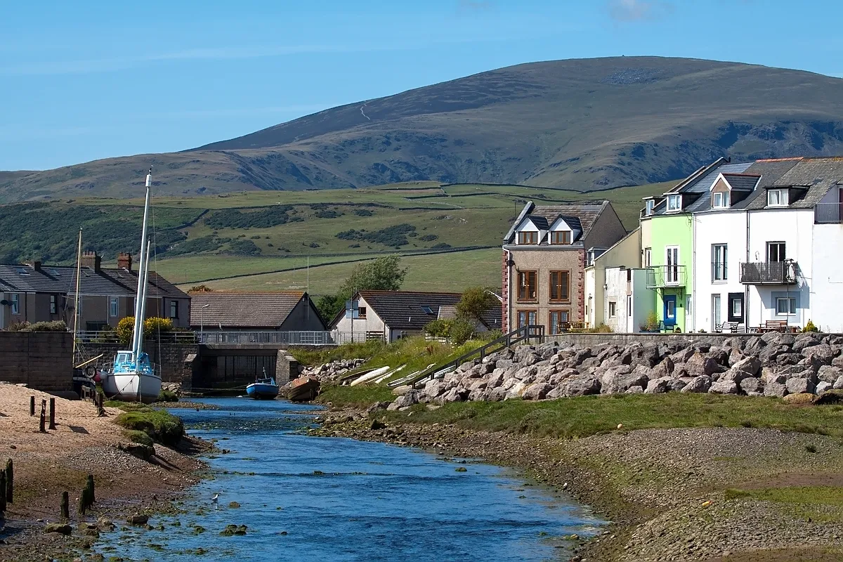 Photo showing: Looking north towards Black Combe & the Whitcham Valley