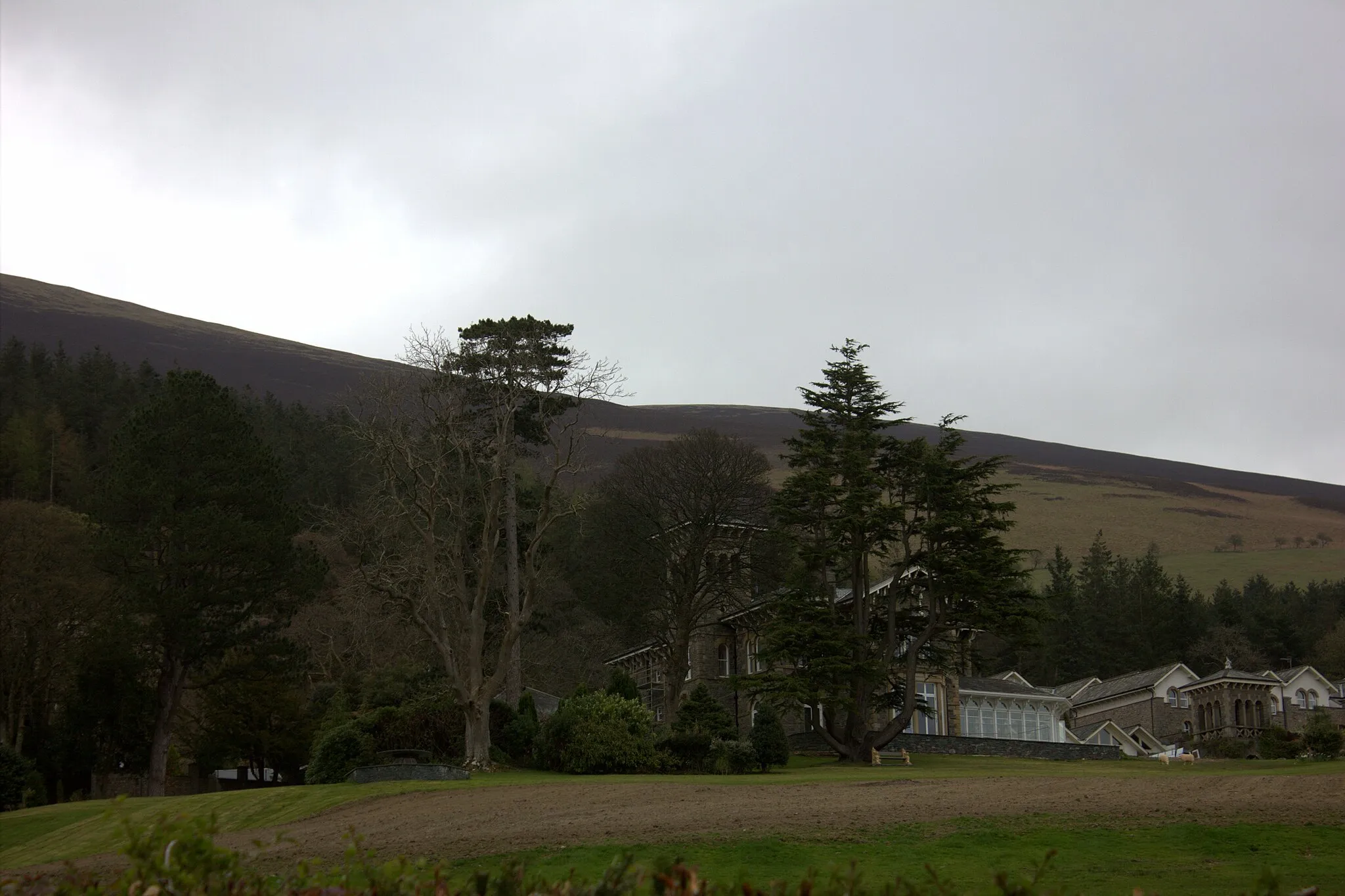 Photo showing: Underscar Manor hotel.