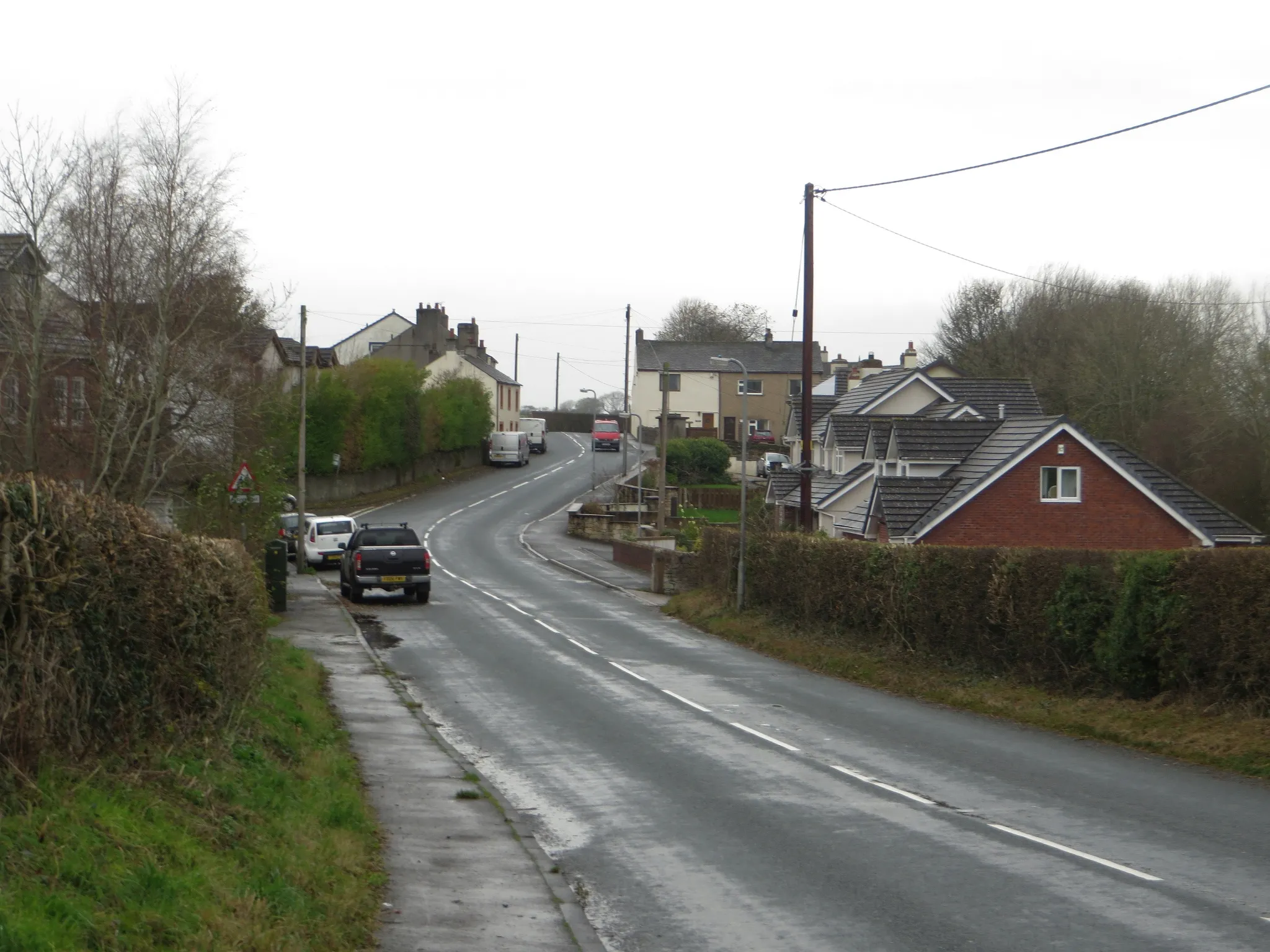 Photo showing: The road through Broughton Cross