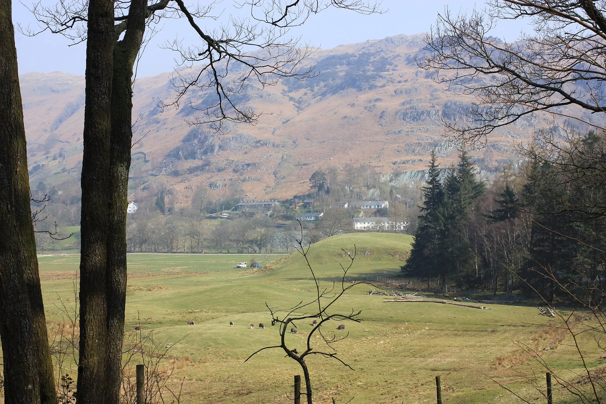 Photo showing: Across to Chapel Stile from Baysbrown Wood