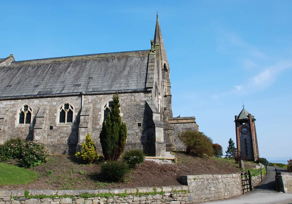 Photo showing: Parish Church of Saint Paul, Grange over Sands