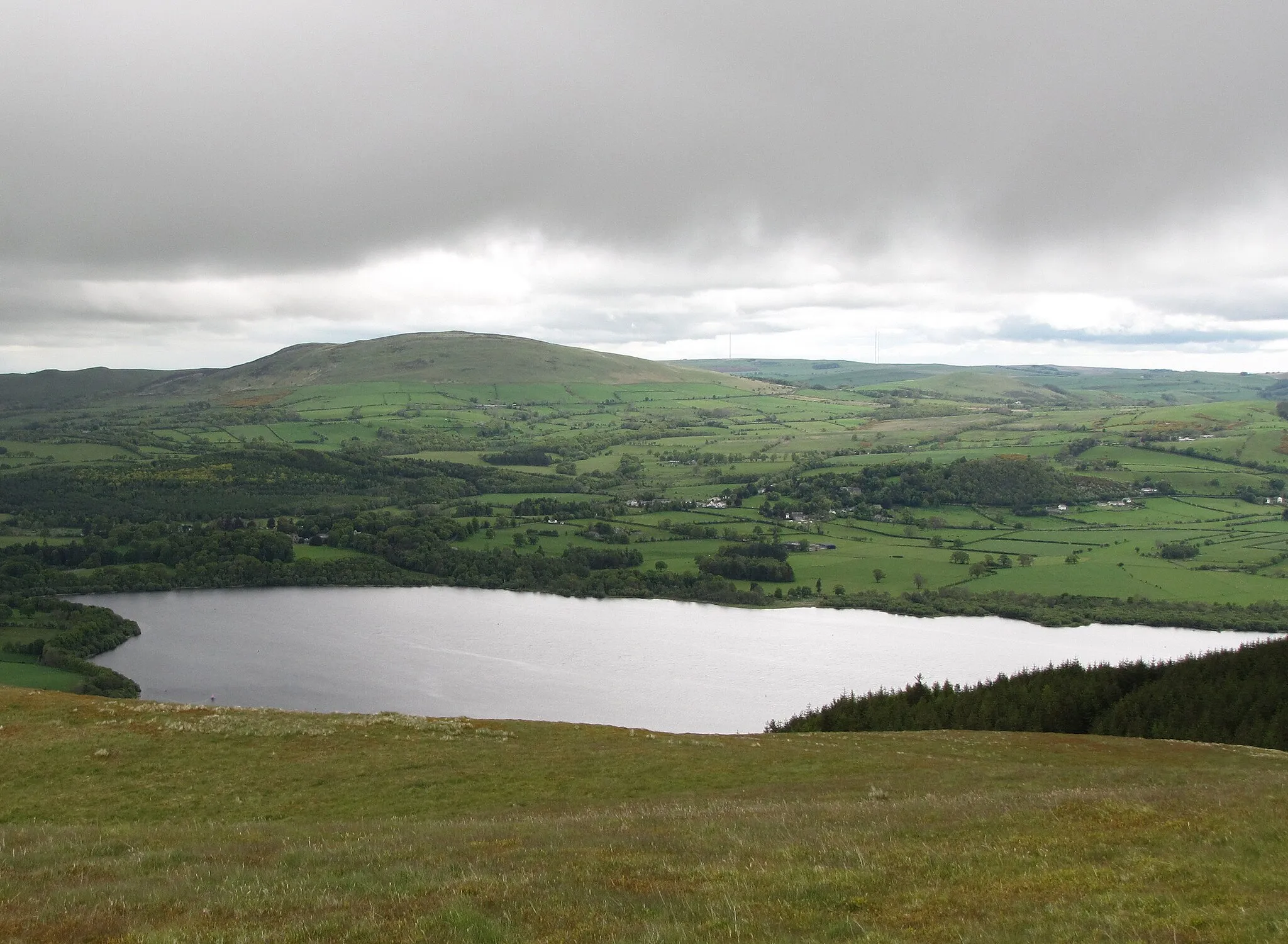 Photo showing: The view NE from the summit of Sale Fell to Binsey and Bassenthwaite Lake.
