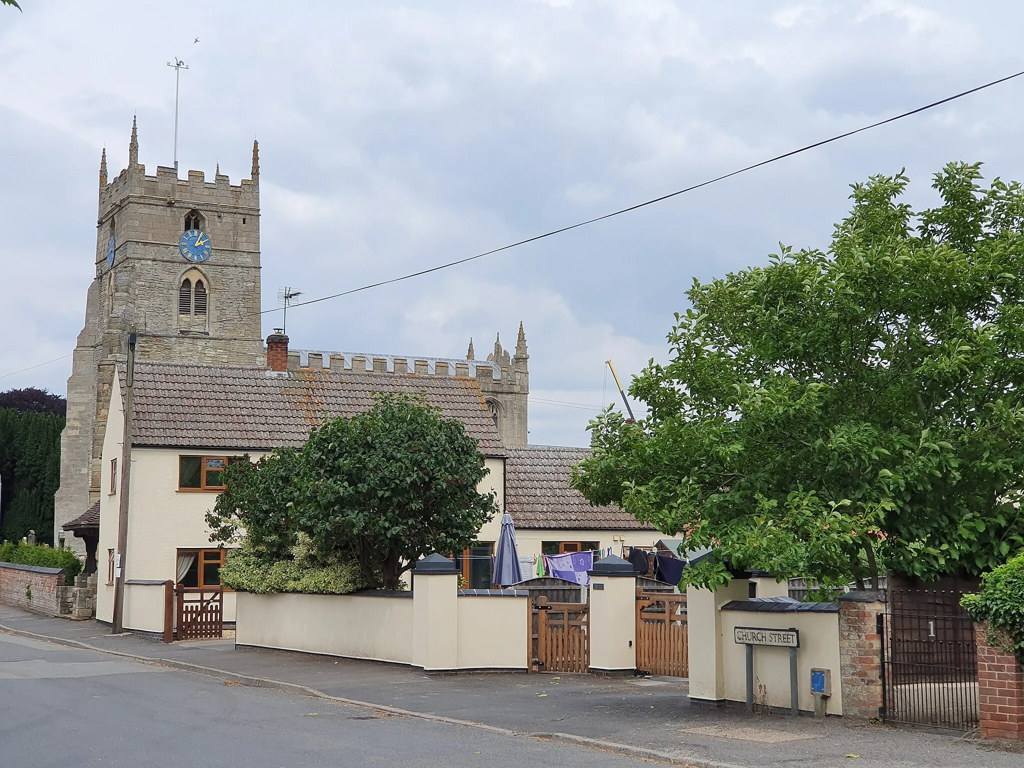 Photo showing: All Saints' church, on Church Street