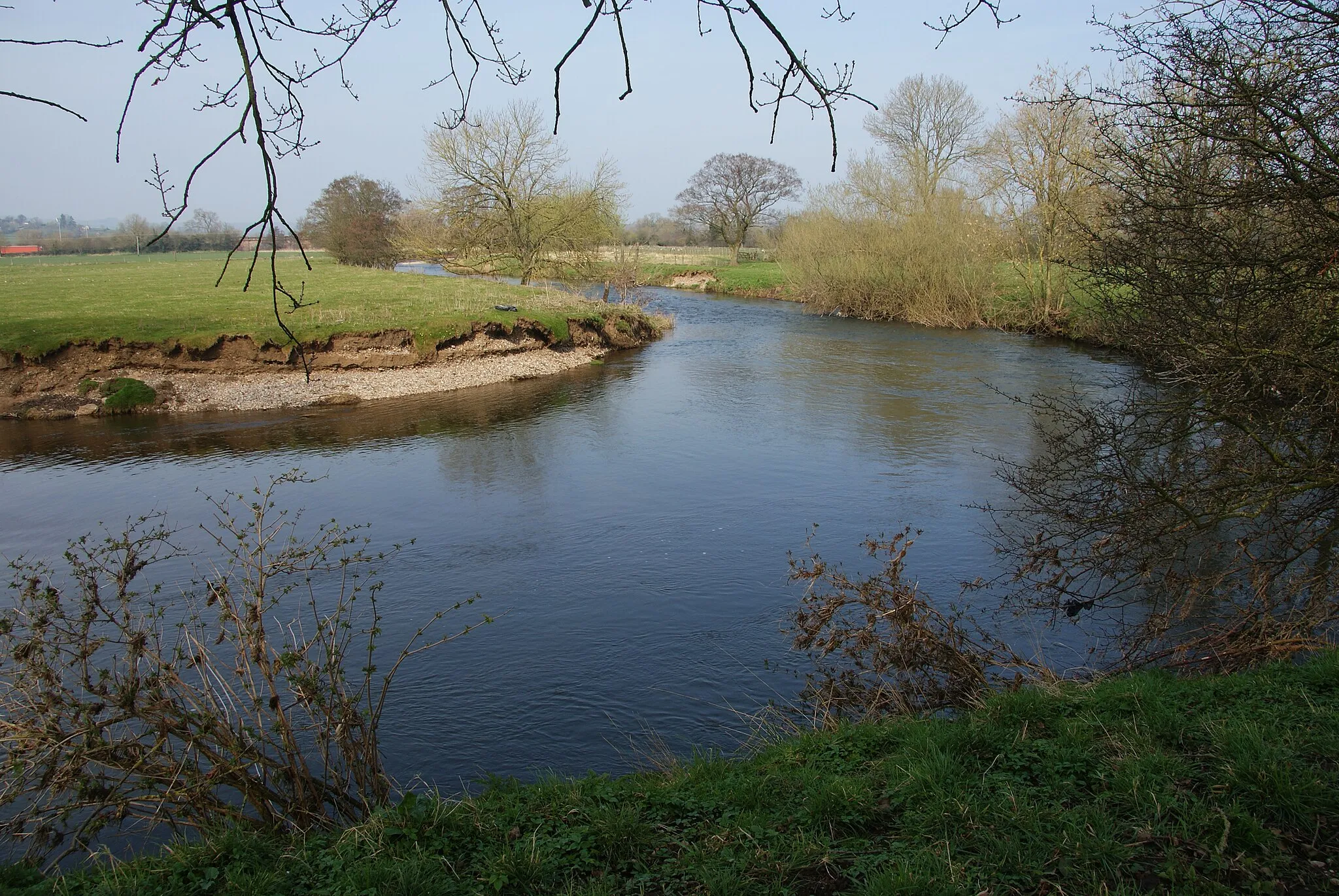Photo showing: A sharp bend in the River Dove