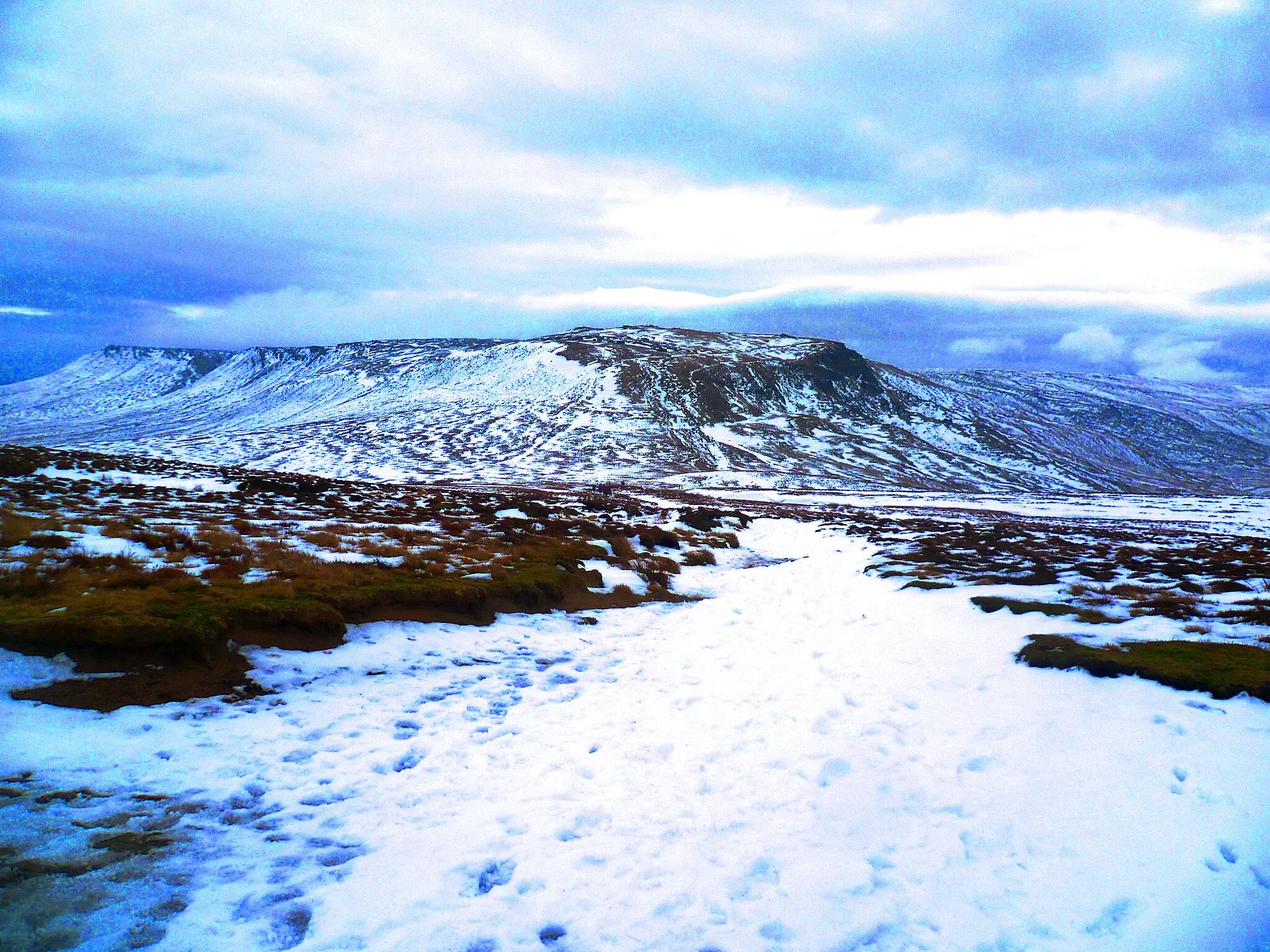 Photo showing: The Path Towards Kinder Scout from Mill Hill