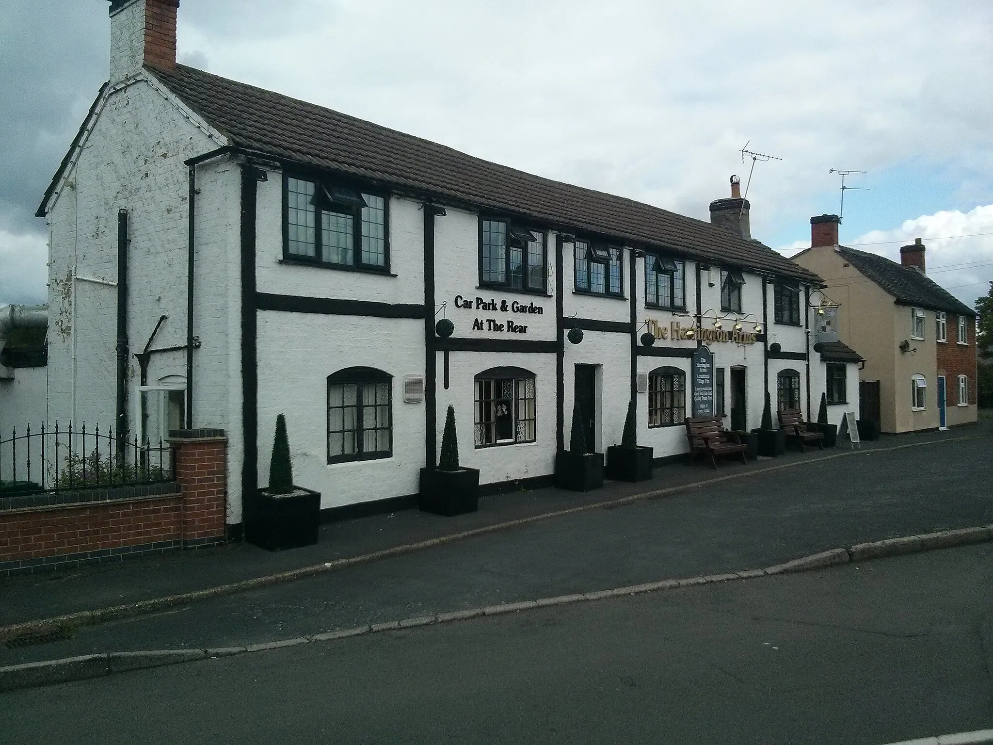 Photo showing: Harrington Arms in Thulston, Derbyshire