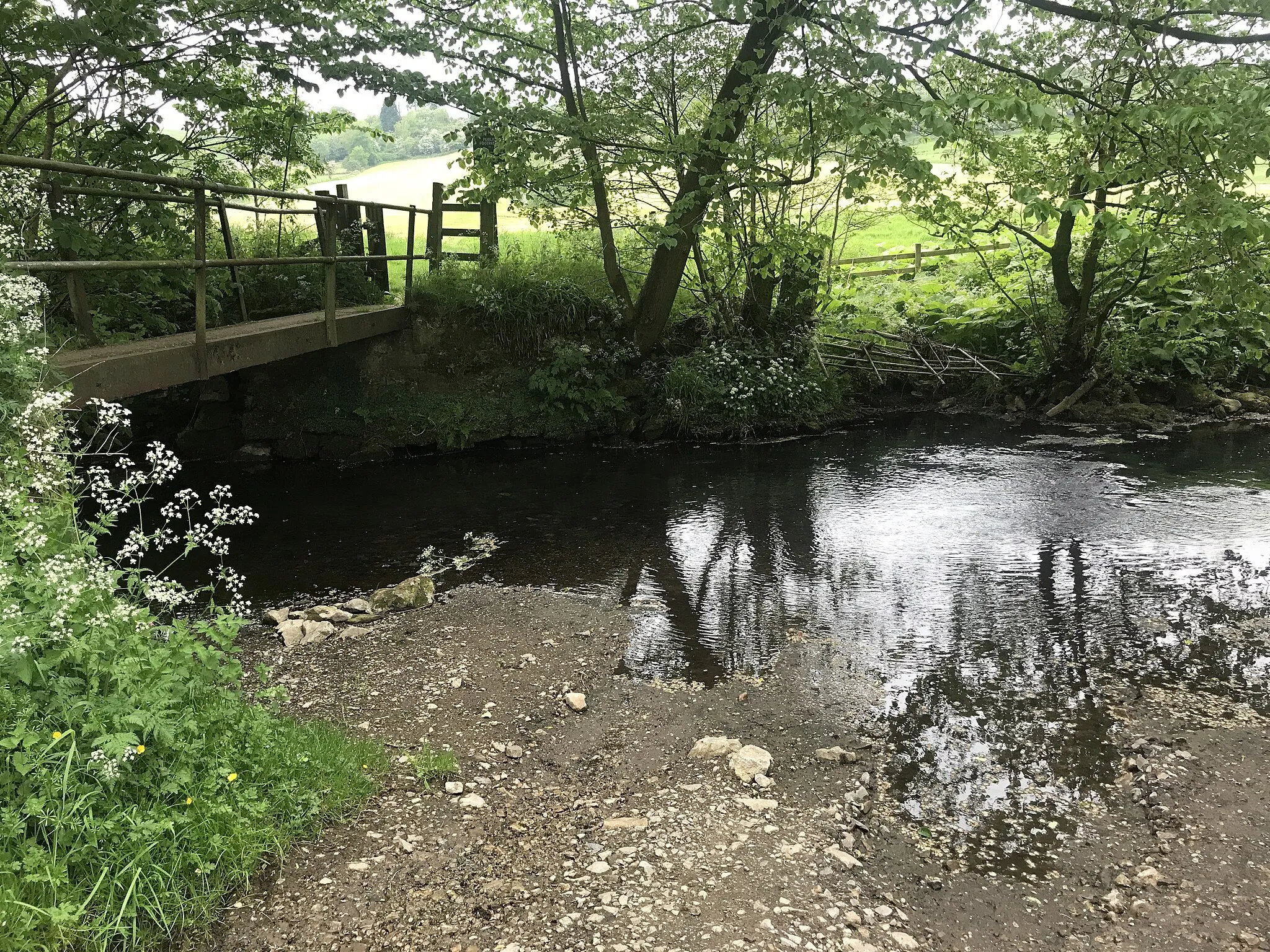 Photo showing: Ford at Crowdecote