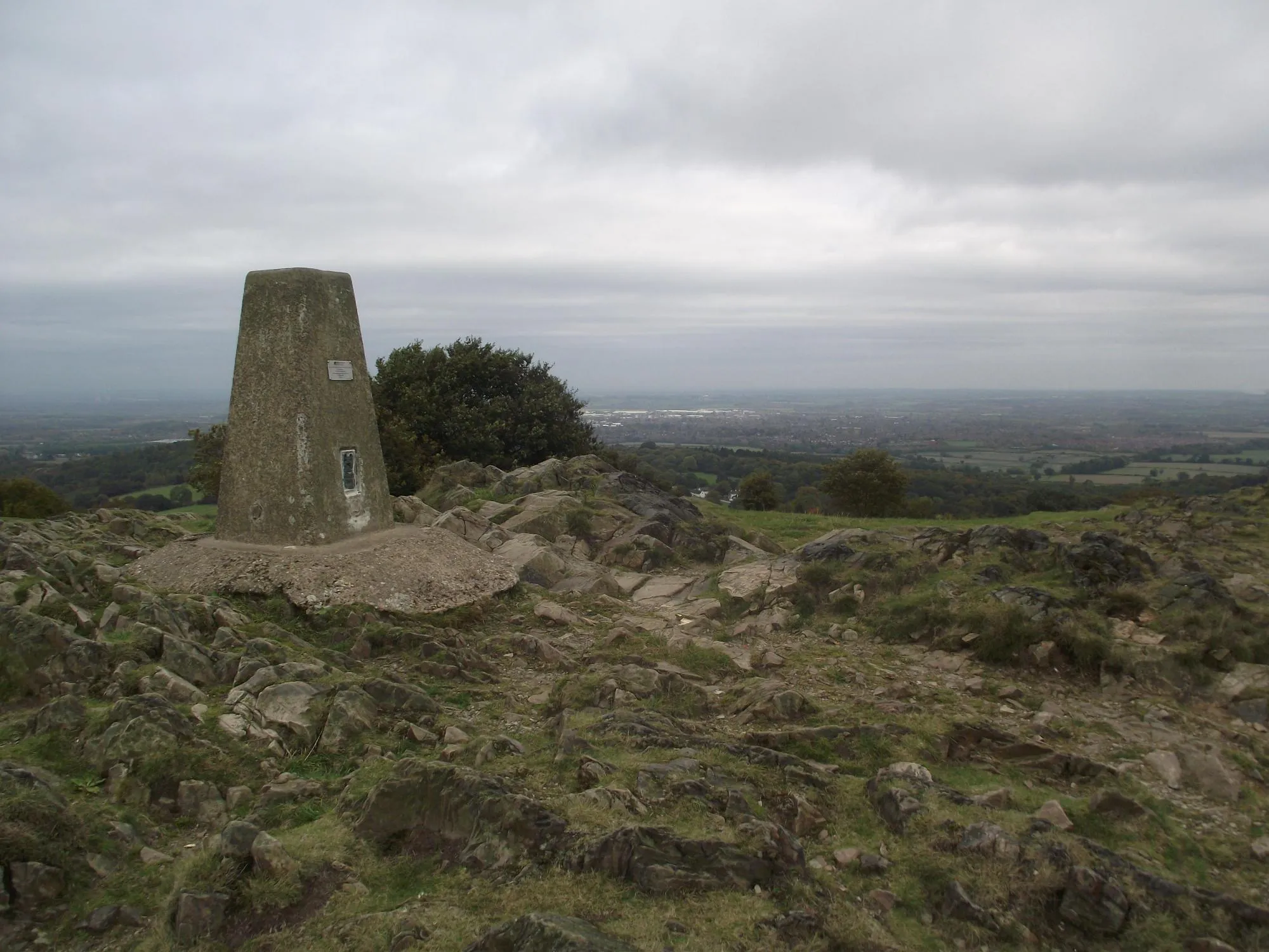 Photo showing: Summit of Beacon Hill