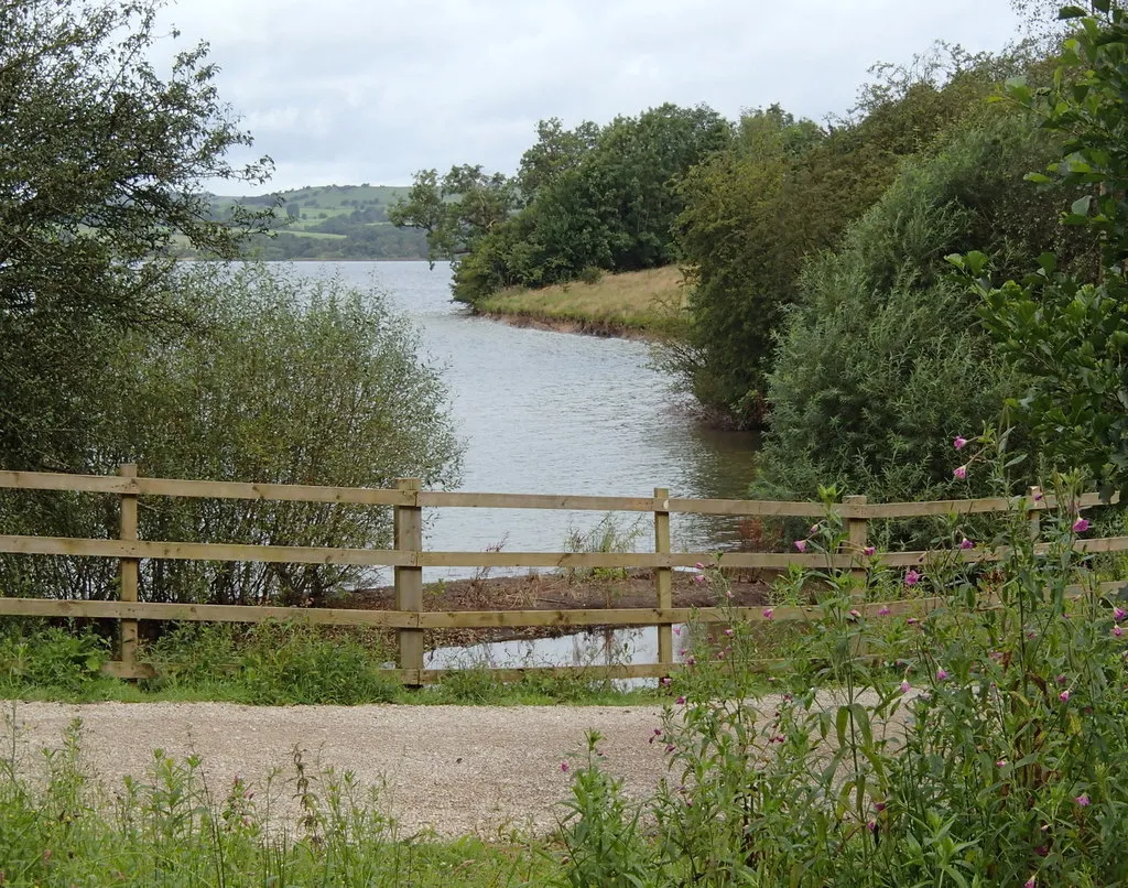 Photo showing: An inlet of Carsington Water