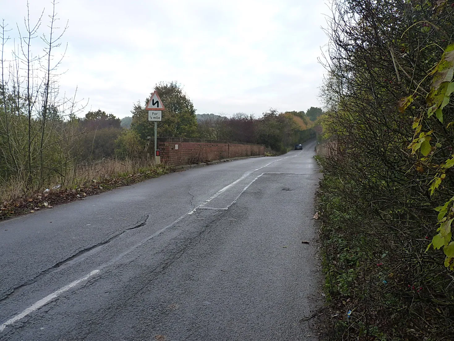 Photo showing: Birchwood Lane railway bridge