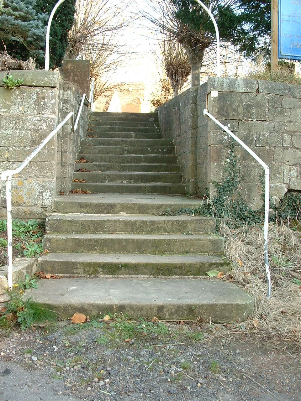 Photo showing: St. Margaret Church Steps