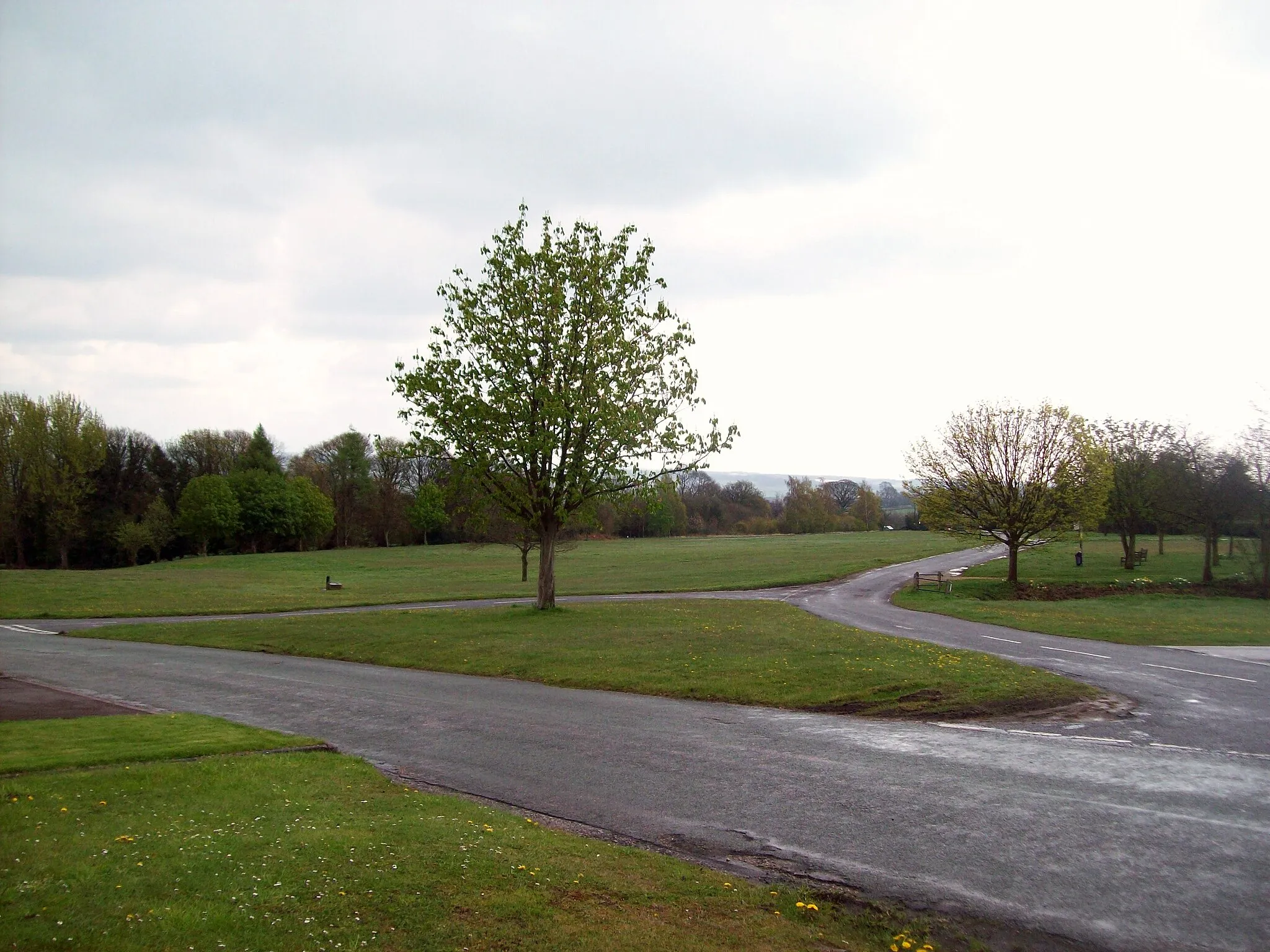 Photo showing: Brackenfield Village Green