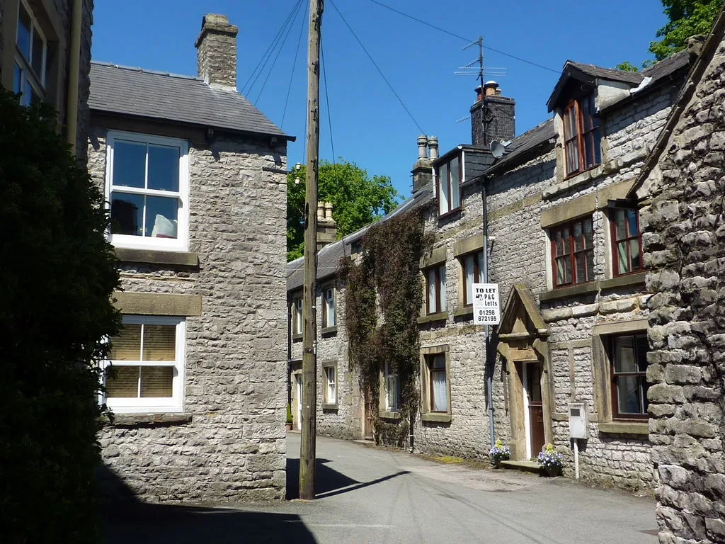 Photo showing: A back street in Tideswell