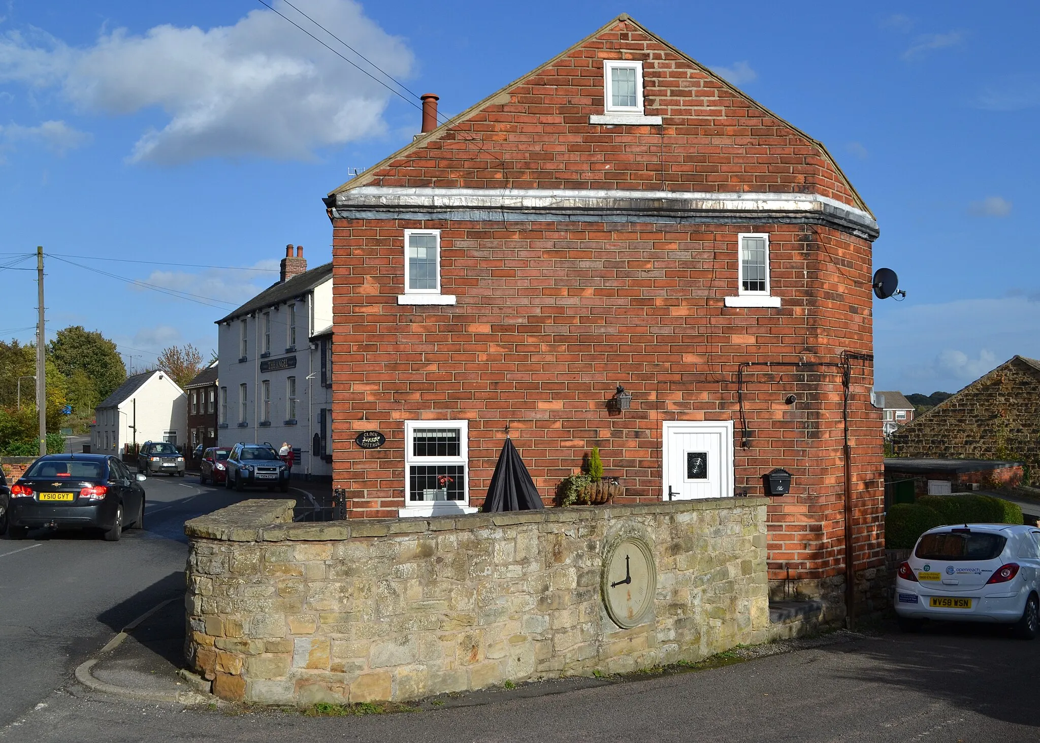 Photo showing: "Clock House", Spinkhill