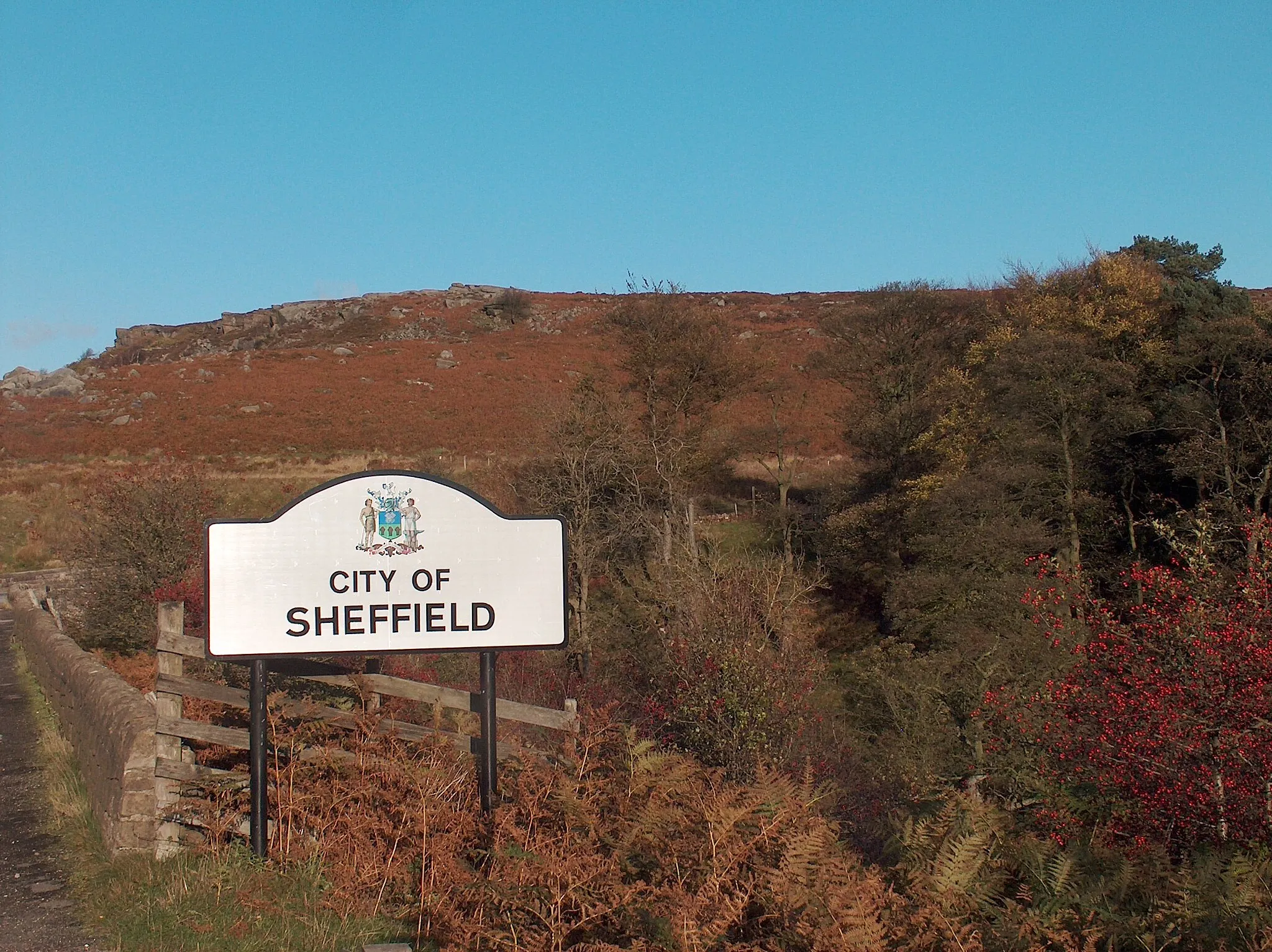 Photo showing: "City of Sheffield" sign at Burbage Bridge