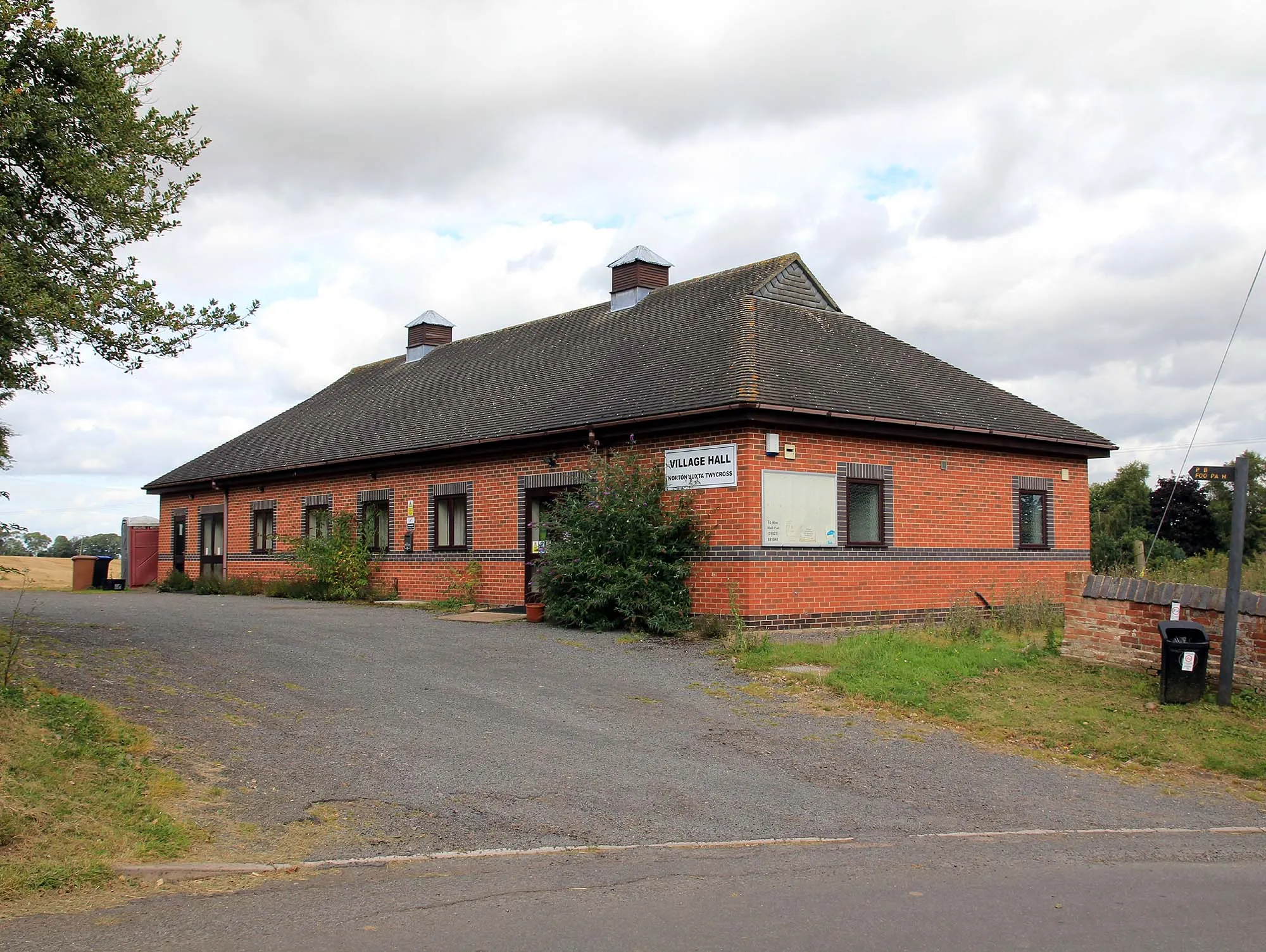 Photo showing: Village Hall, Norton-Juxta-Twycross