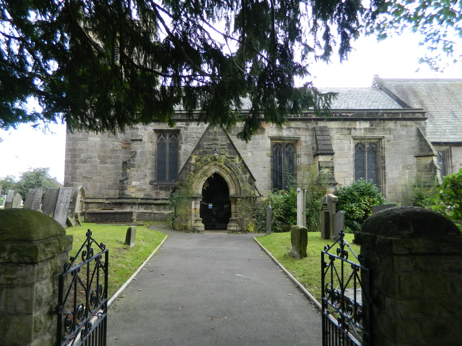 Photo showing: All Saints Church, Kirk Hallam