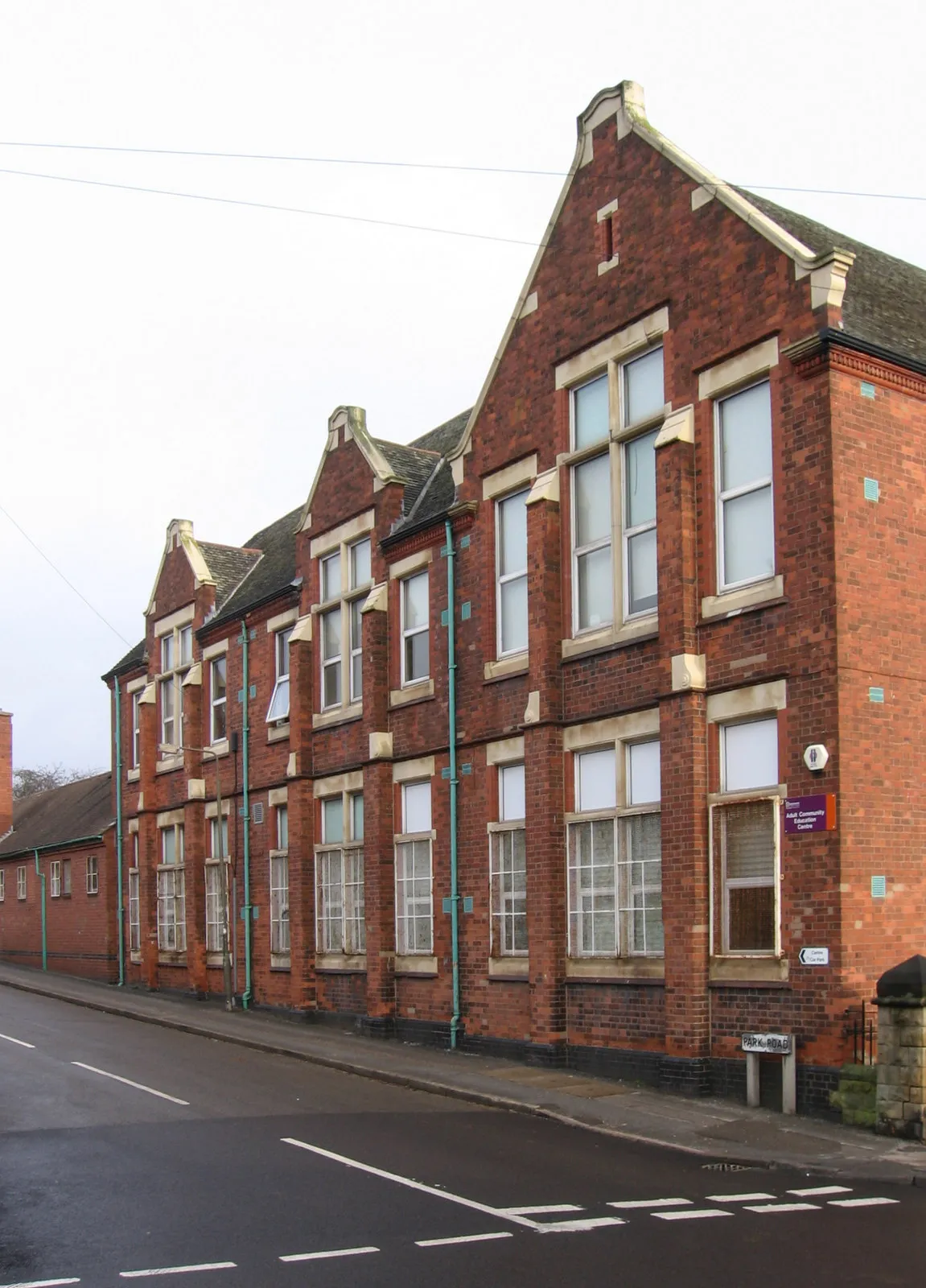 Photo showing: Shirebrook - Adult Education Centre