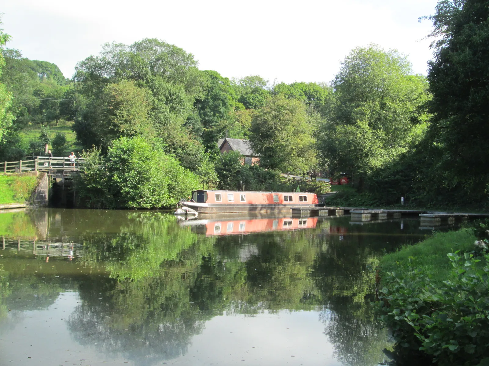 Photo showing: The basin at the end of the Caldon Canal, at Froghall, Staffordshire.