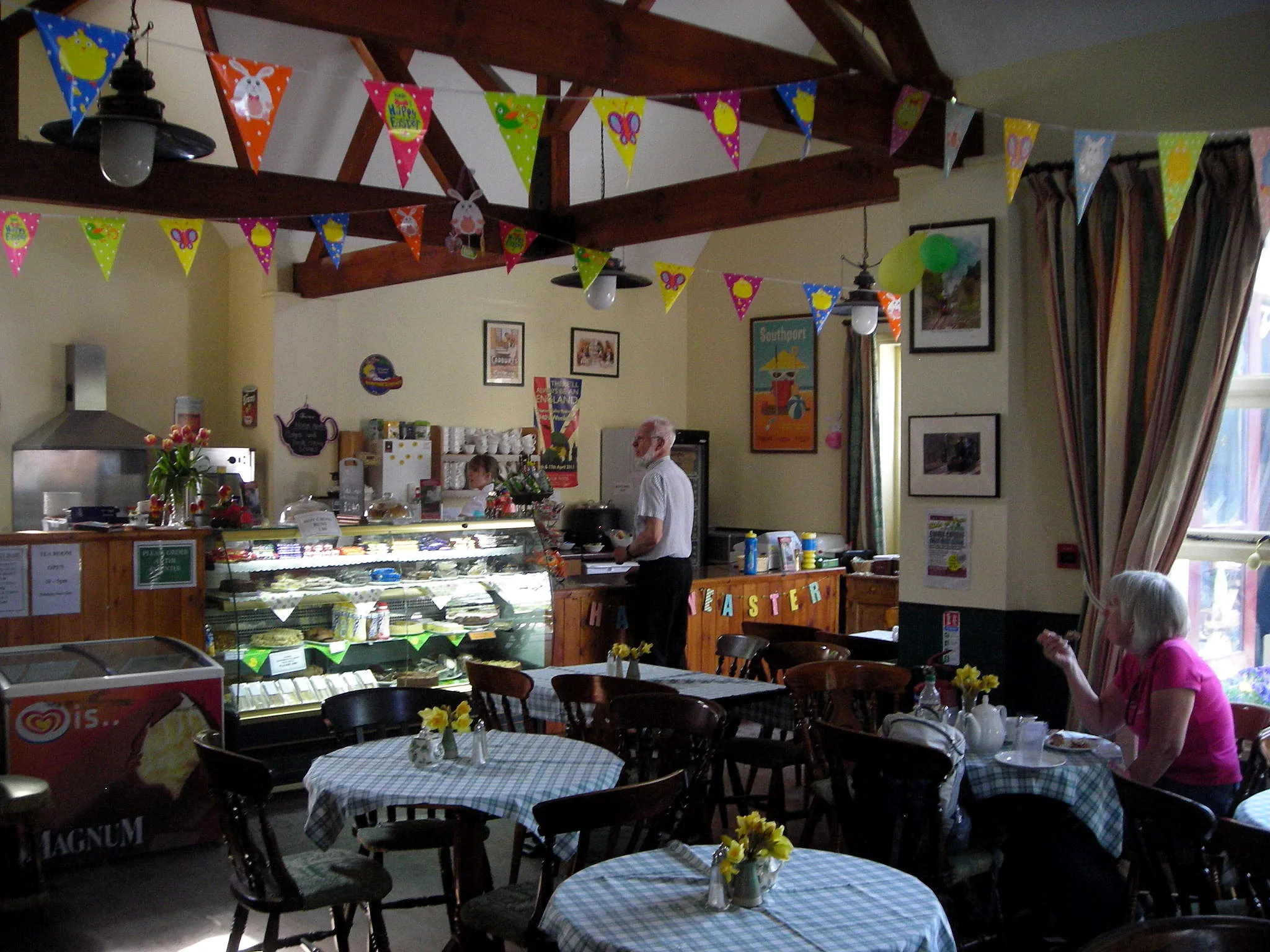 Photo showing: Froghall Station tearoom