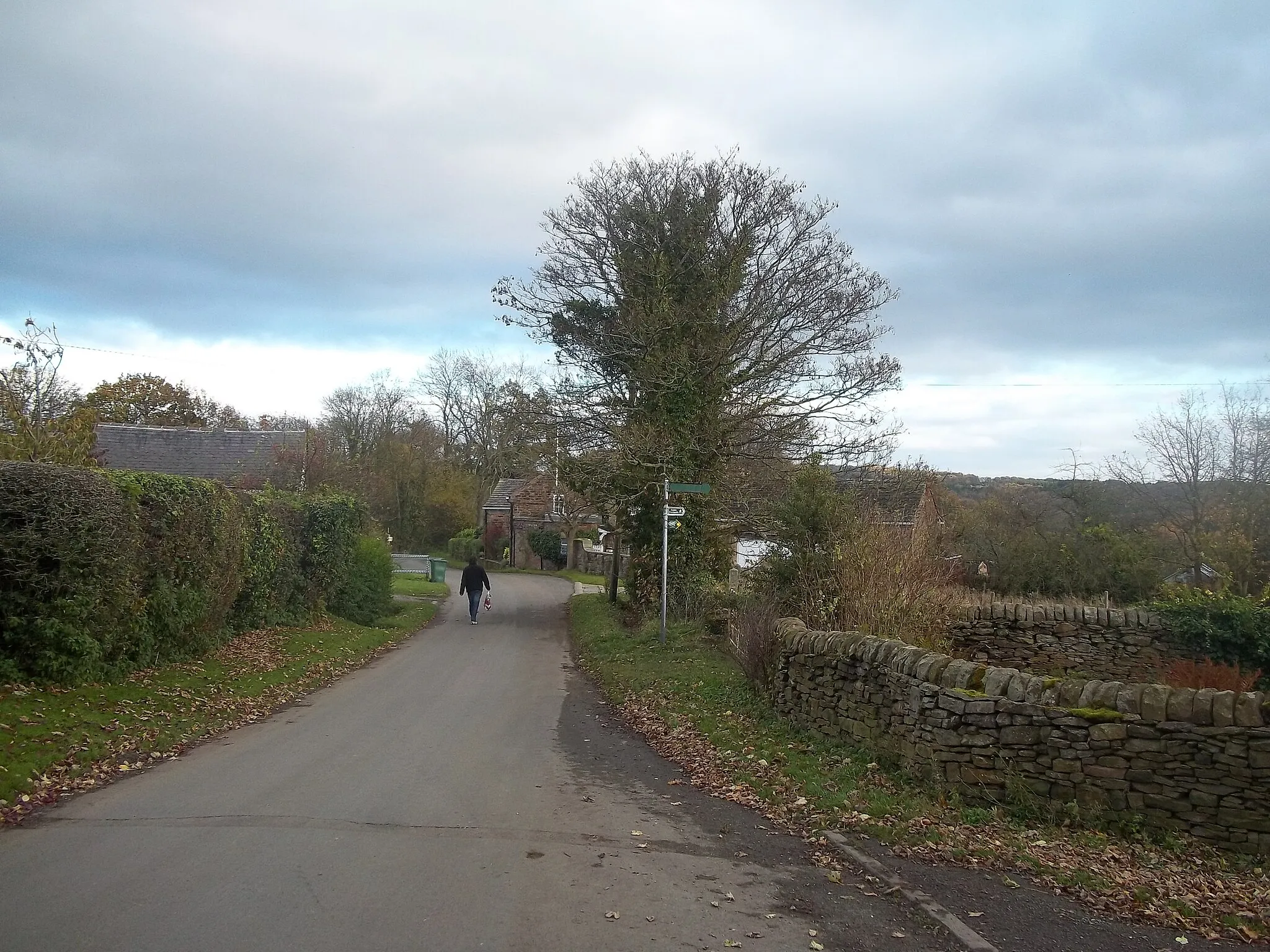 Photo showing: The Hamlet of Cowley