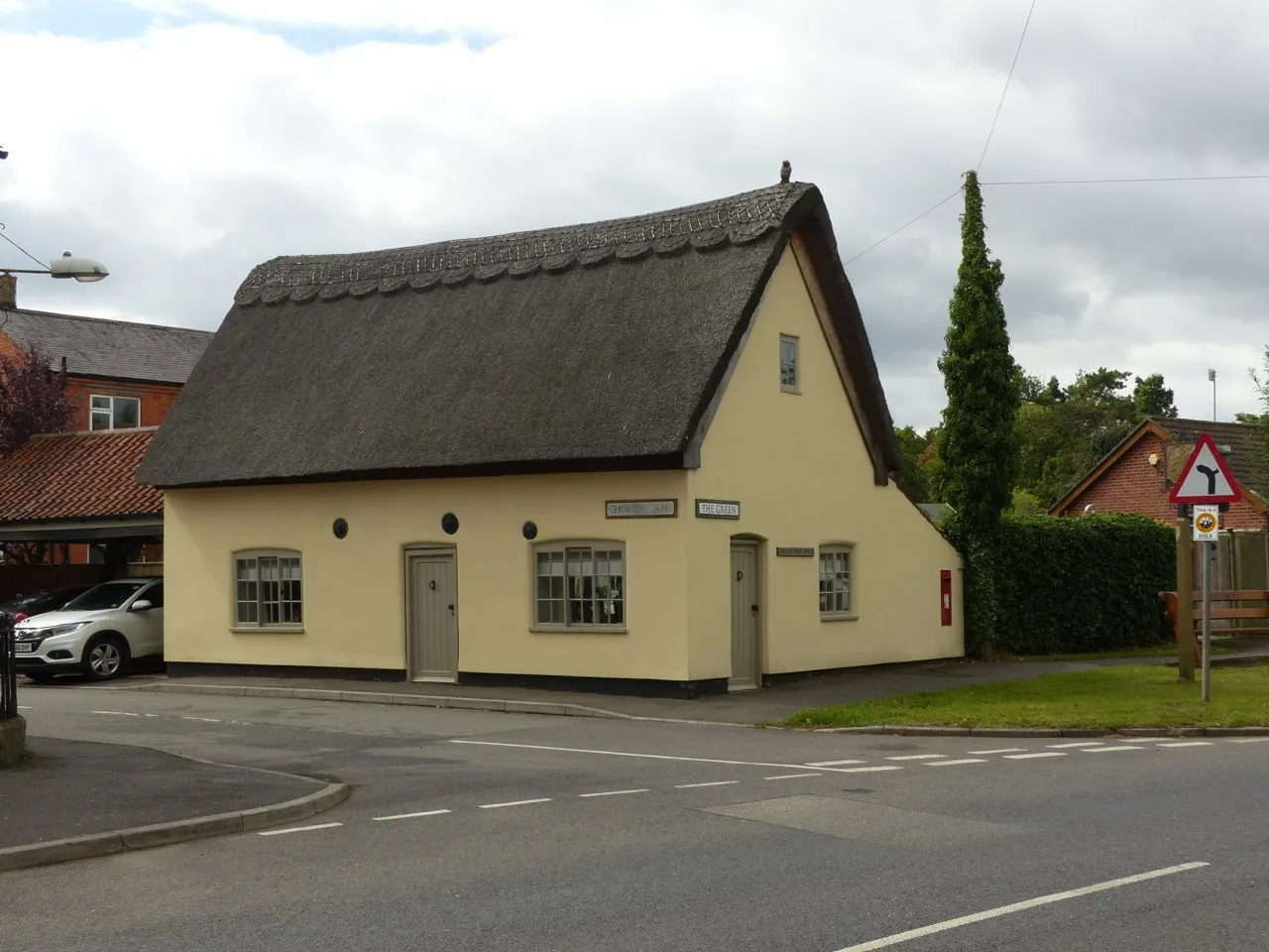 Photo showing: Photograph of The Old Post Office, Upton, Nottinghamshire, England
