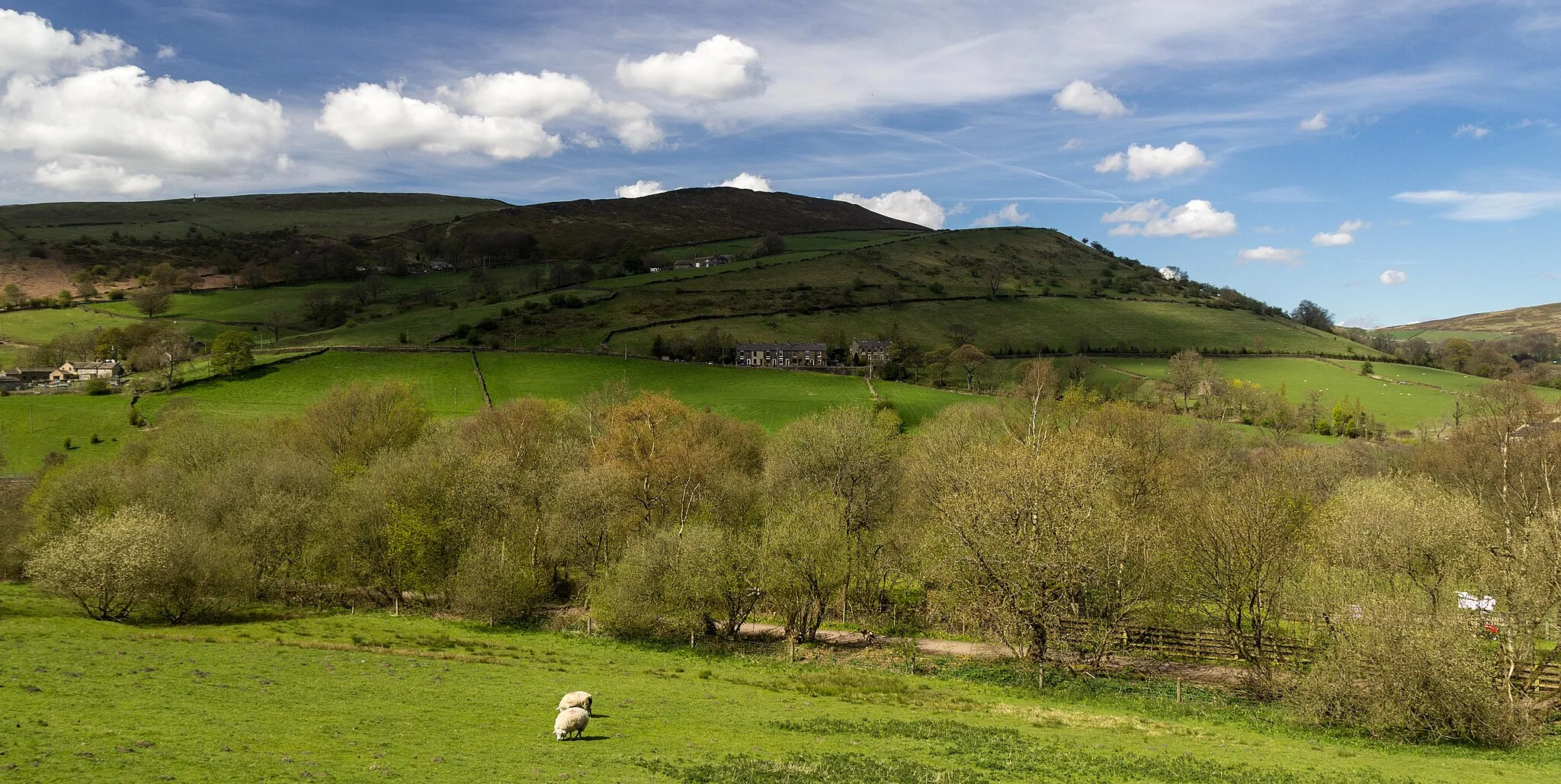 Photo showing: Birch Vale