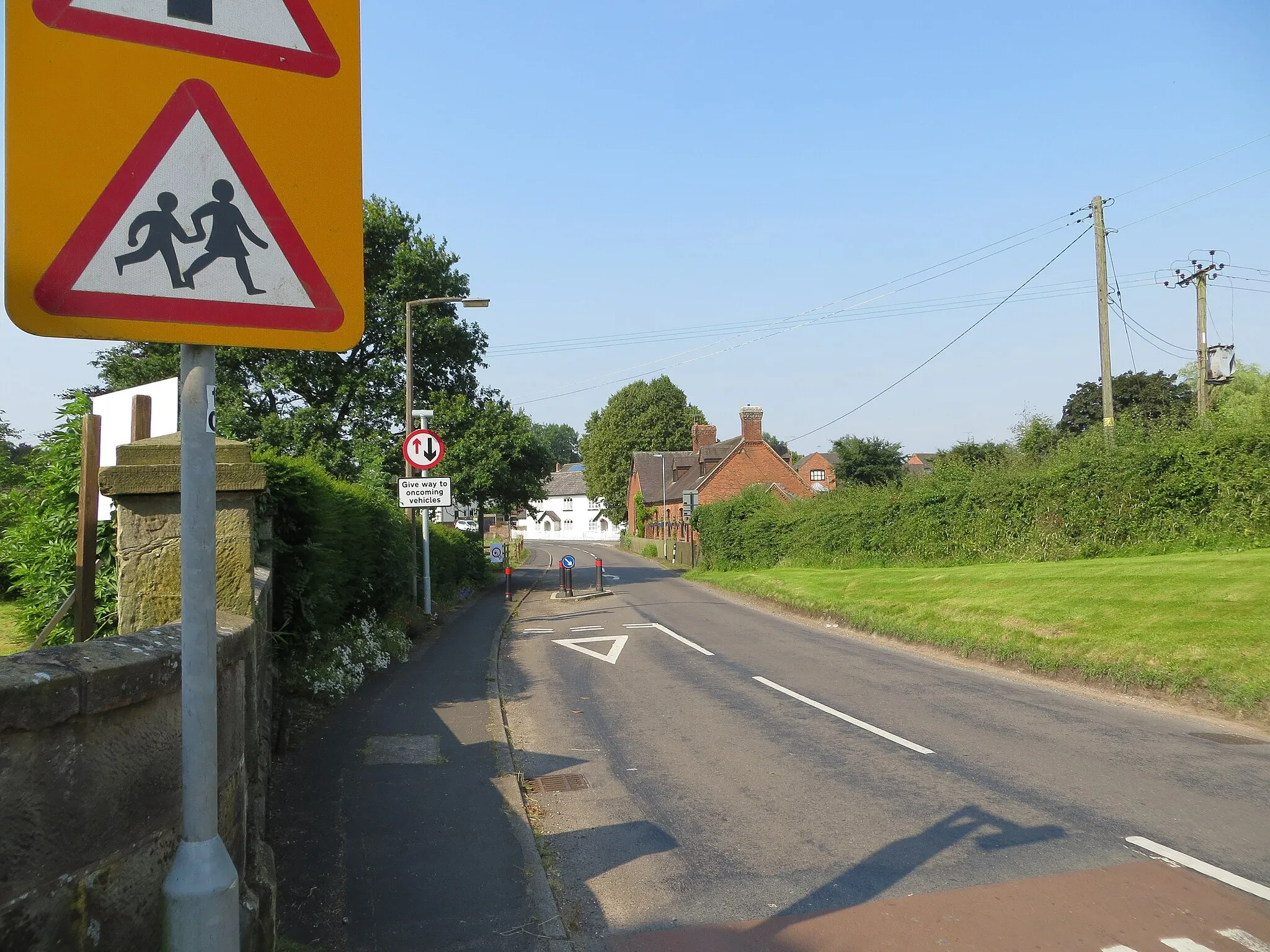 Photo showing: Cresswell Road in Hilderstone