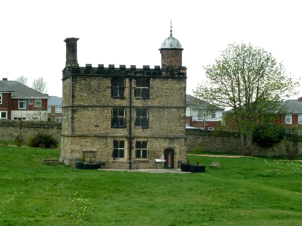 Photo showing: The Turret House at Sheffield Manor Lodge