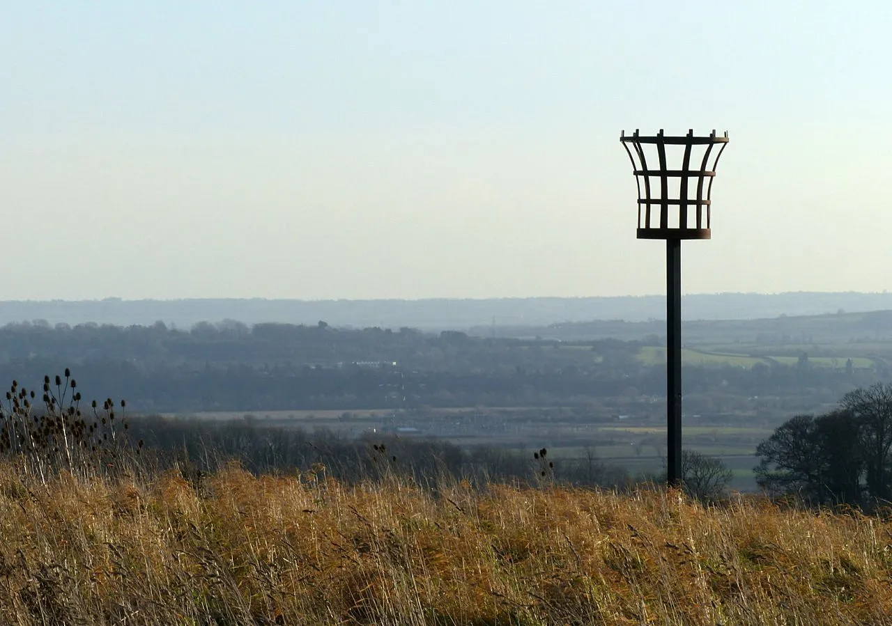 Photo showing: The beacon, overlooking the Trent Valley with views to the Leicestershire Wolds