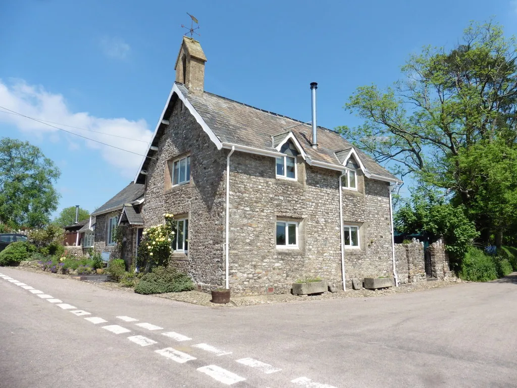 Photo showing: Former school house, Cotleigh