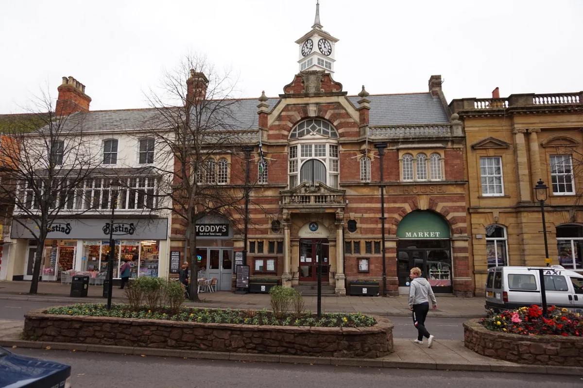 Photo showing: The Town Hall and Market House