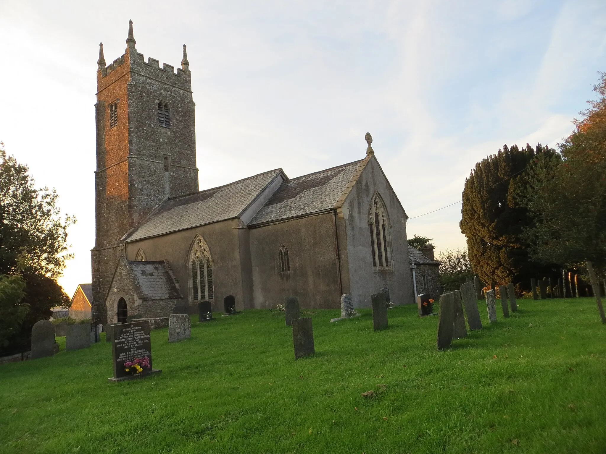 Photo showing: The church of St Mary Magdalene at Huntshaw