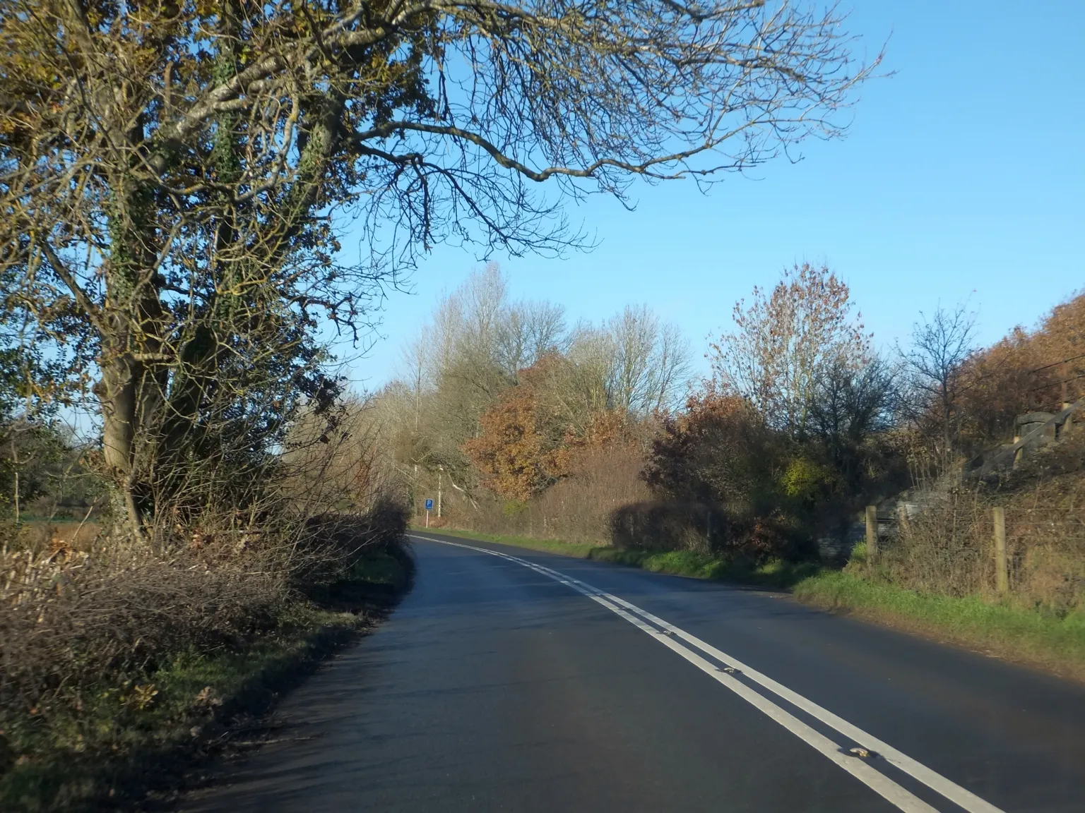 Photo showing: A377 passing end of track to Easton Barton