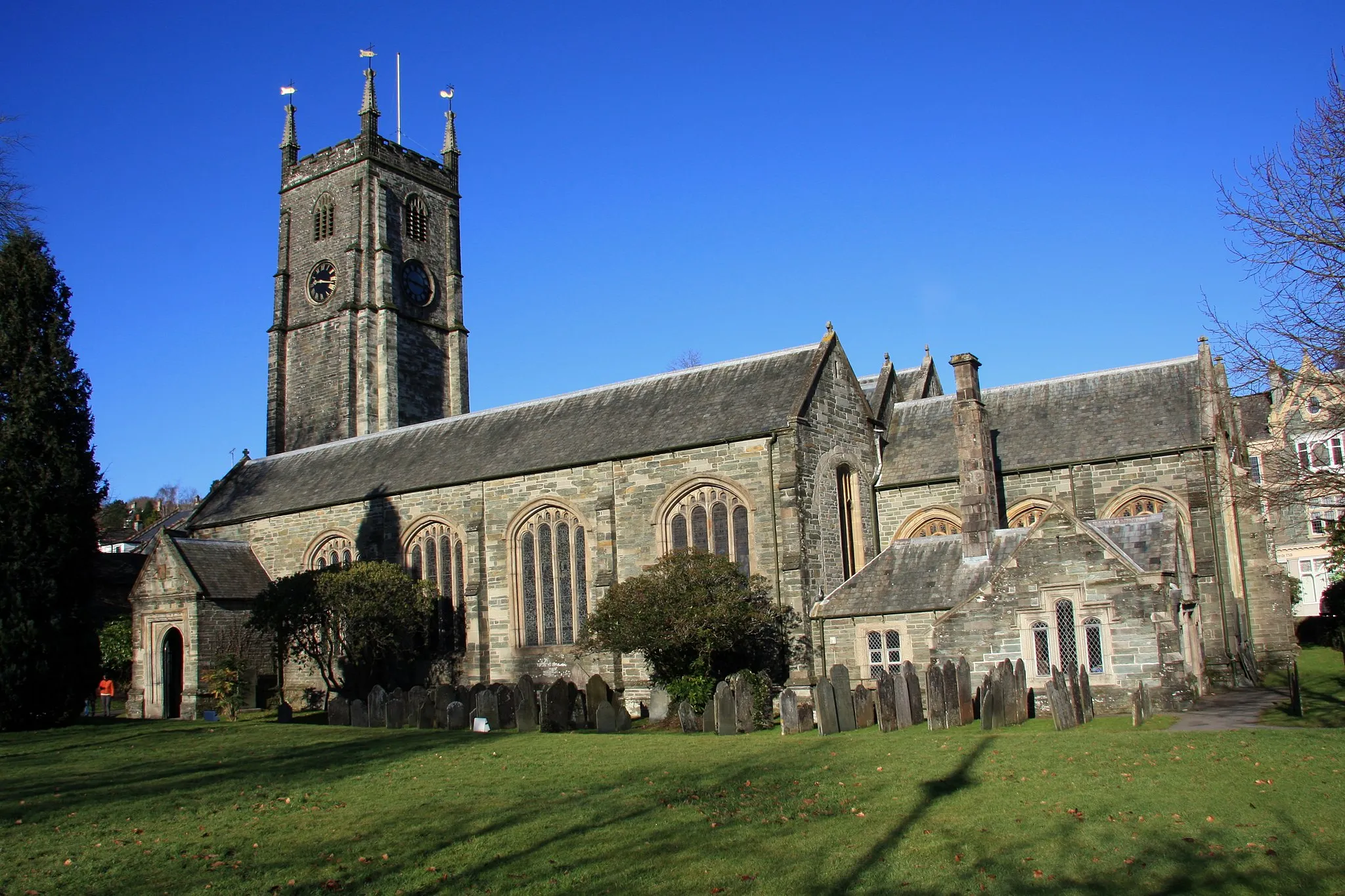 Photo showing: St Eustachius' parish church, Tavistock, en:West Devon, England, seen from the southeast