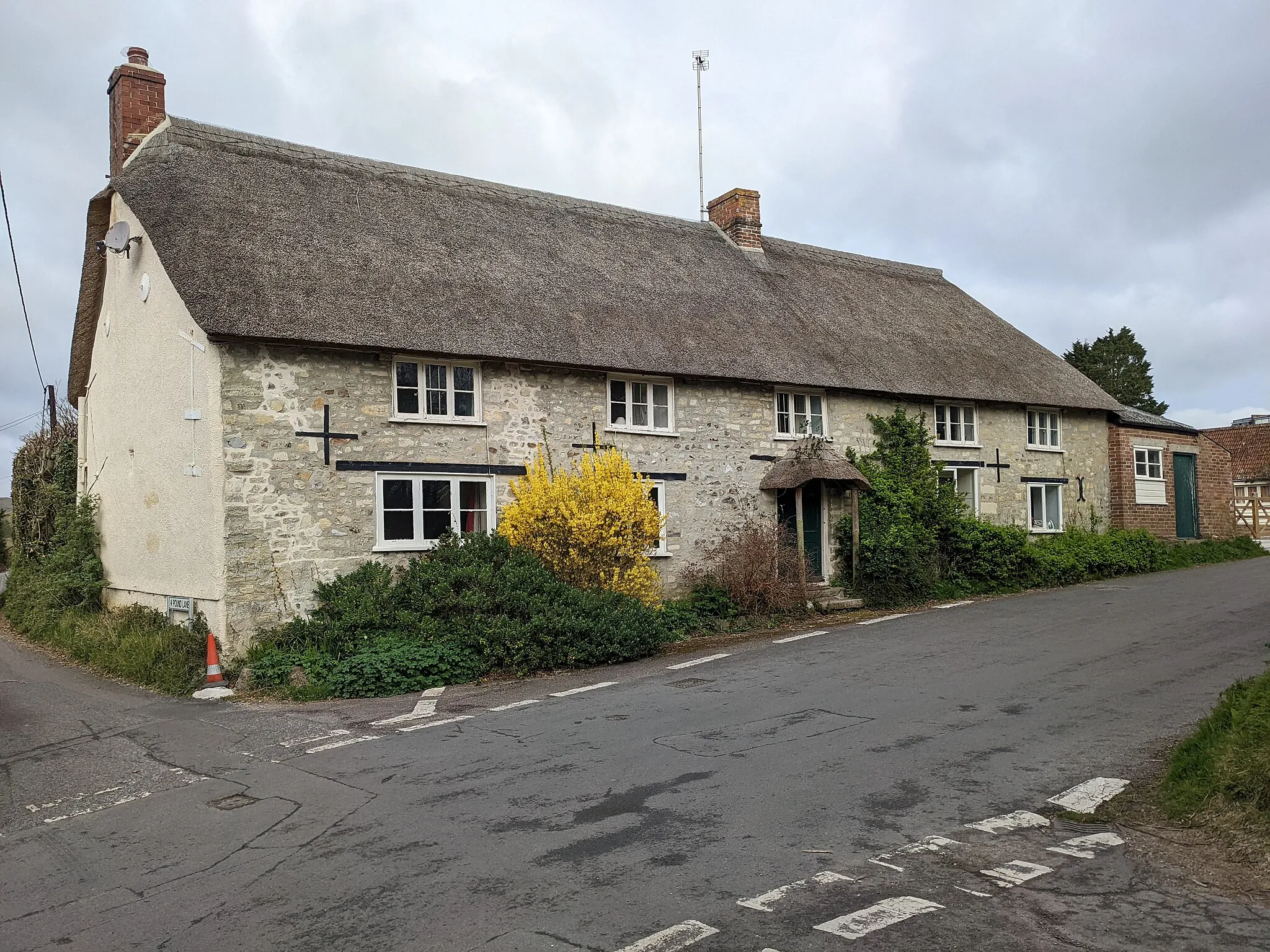 Photo showing: Lane End Farmhouse