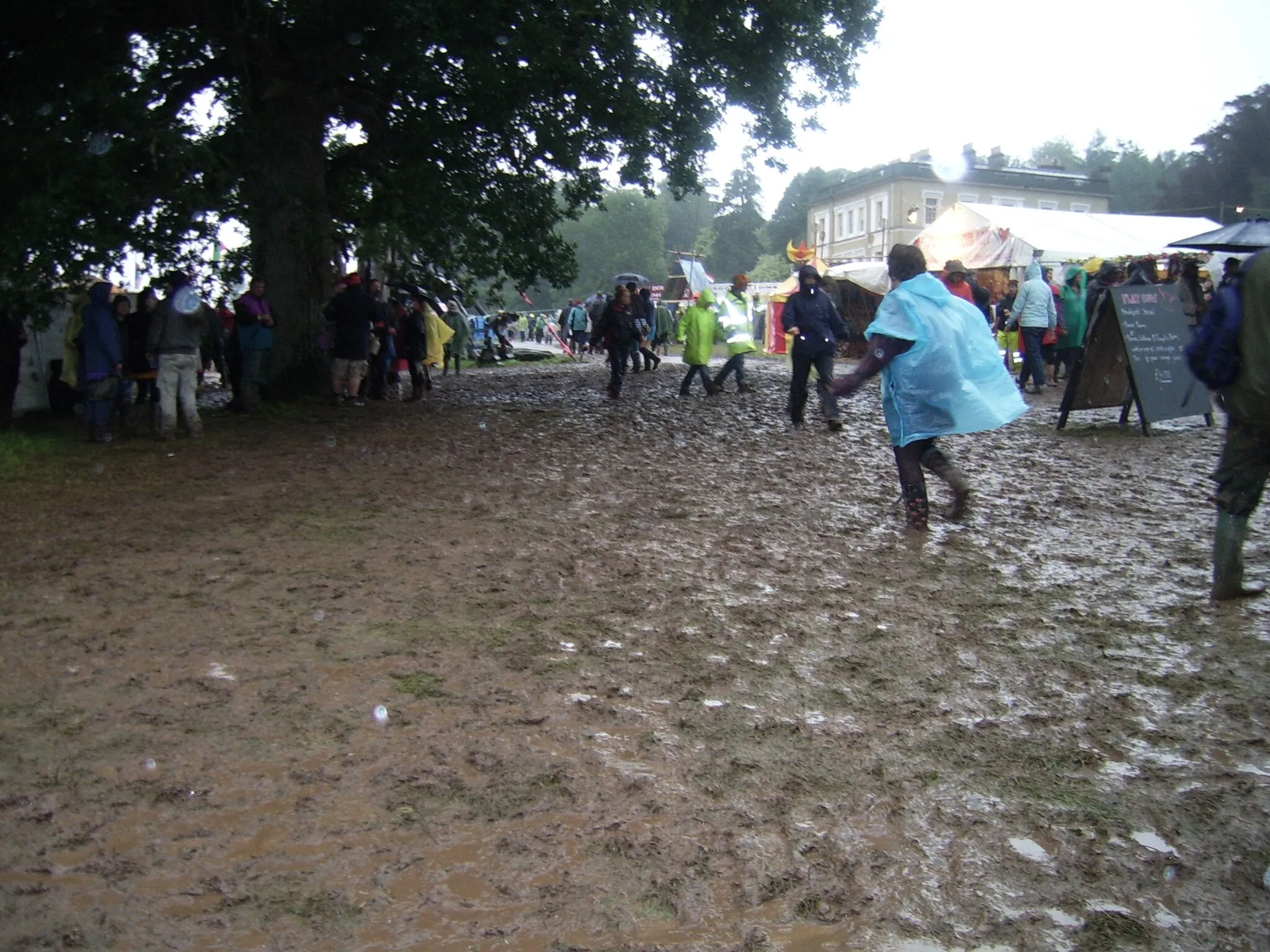 Photo showing: "English summer rain seems to last for ages..." (Beautiful Days '08)